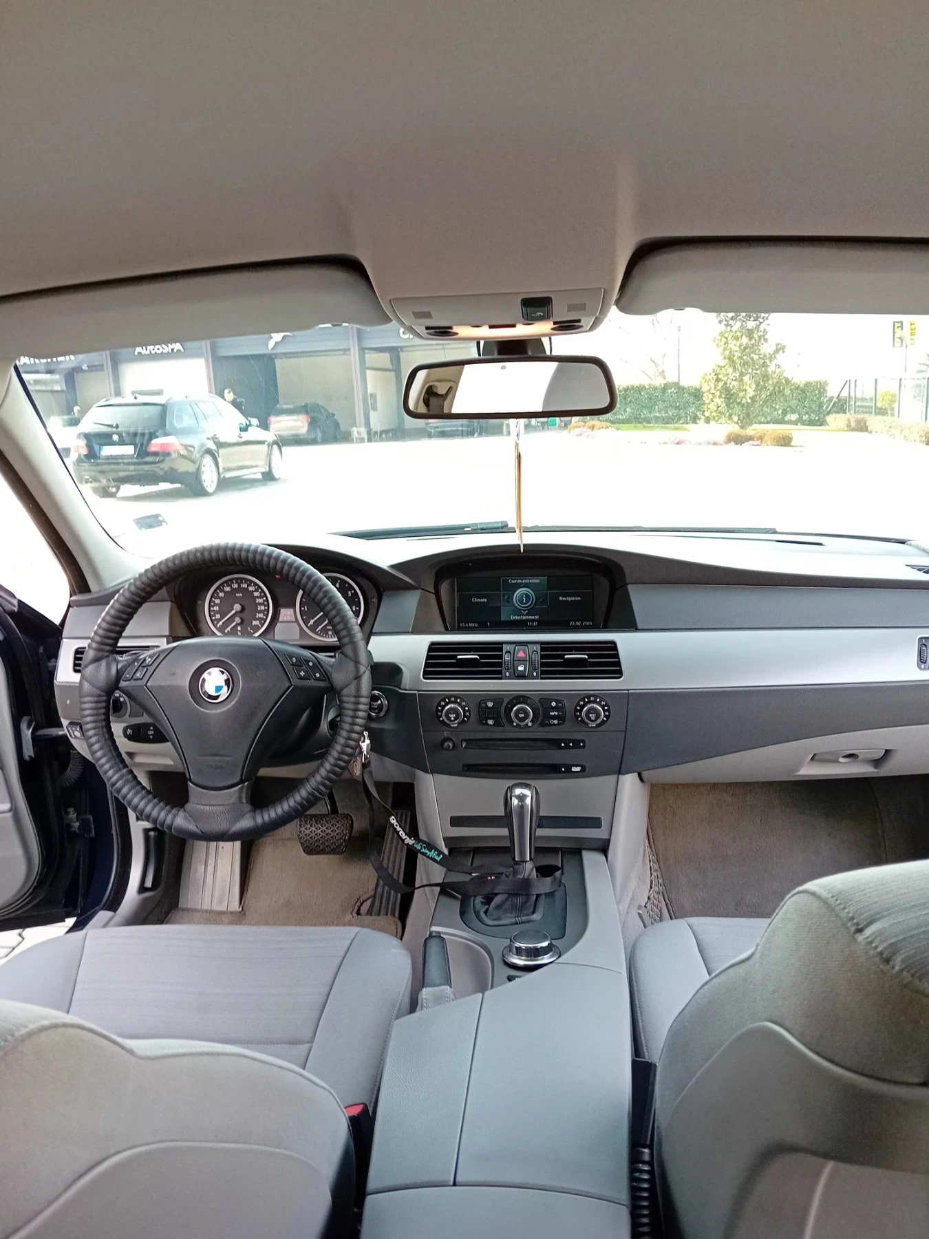 BMW 523 2.5 Бензин/Газов Инджекцион  - изображение 9