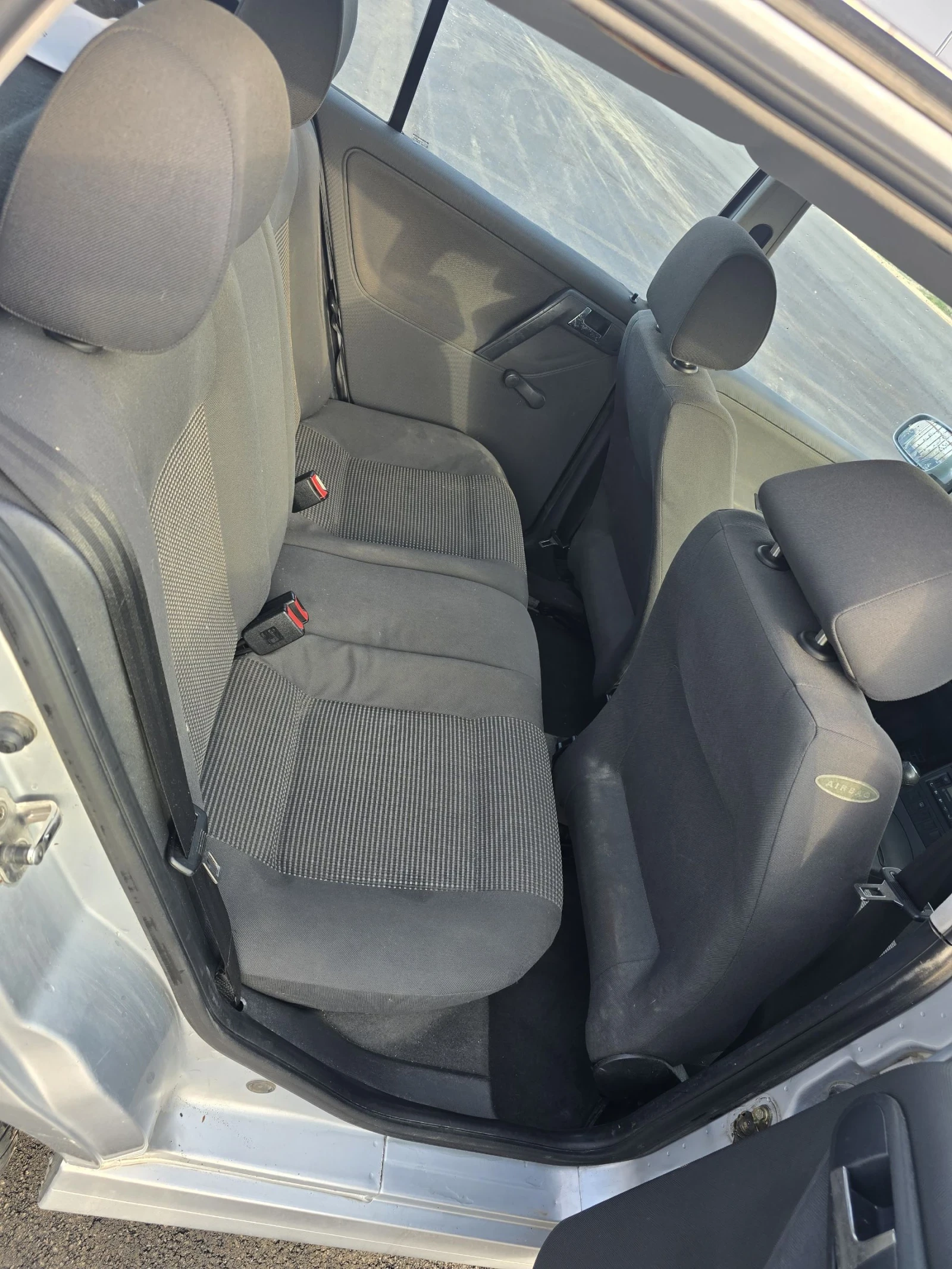 VW Polo 1.4 - изображение 8