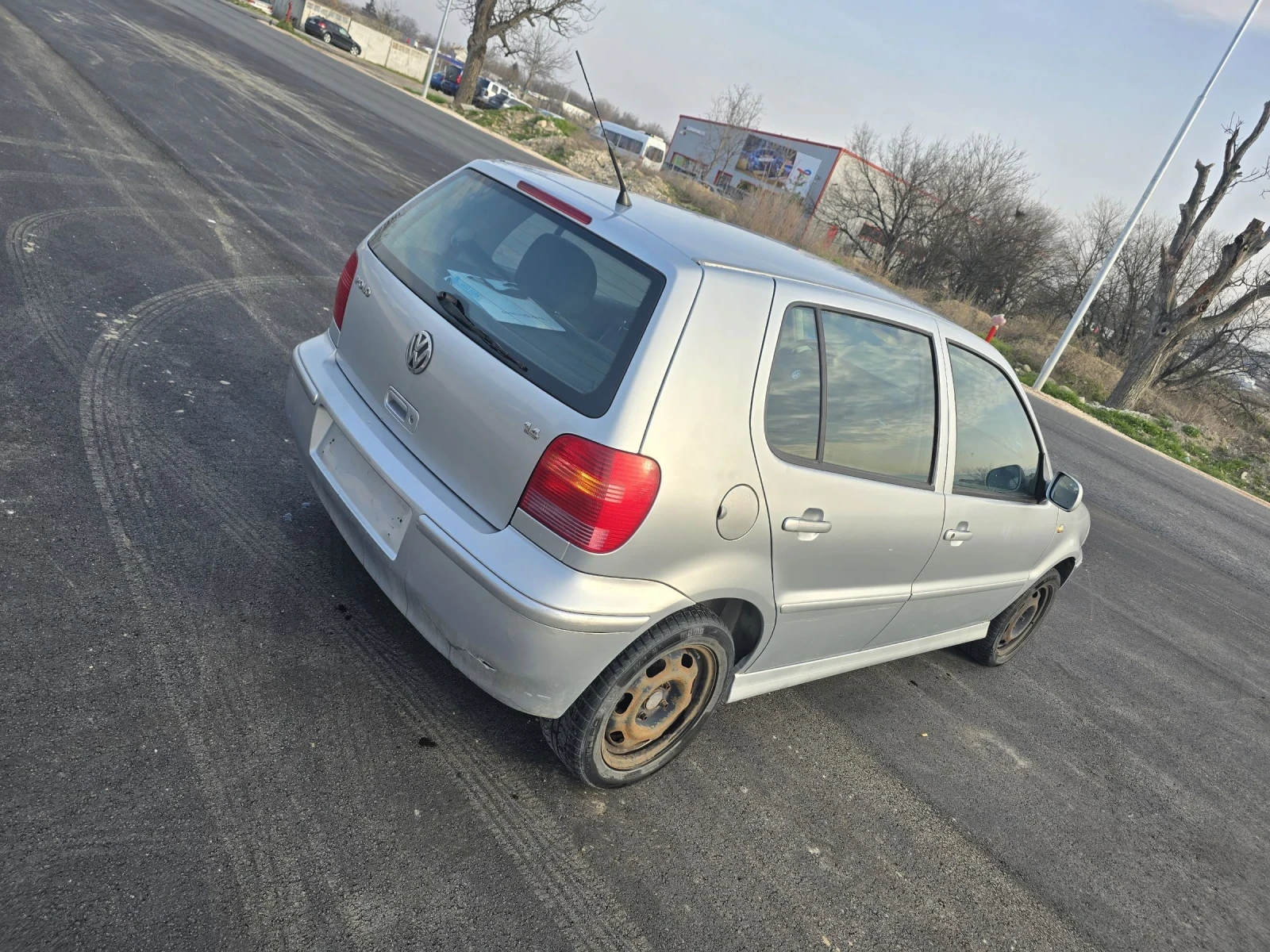 VW Polo 1.4 - изображение 6