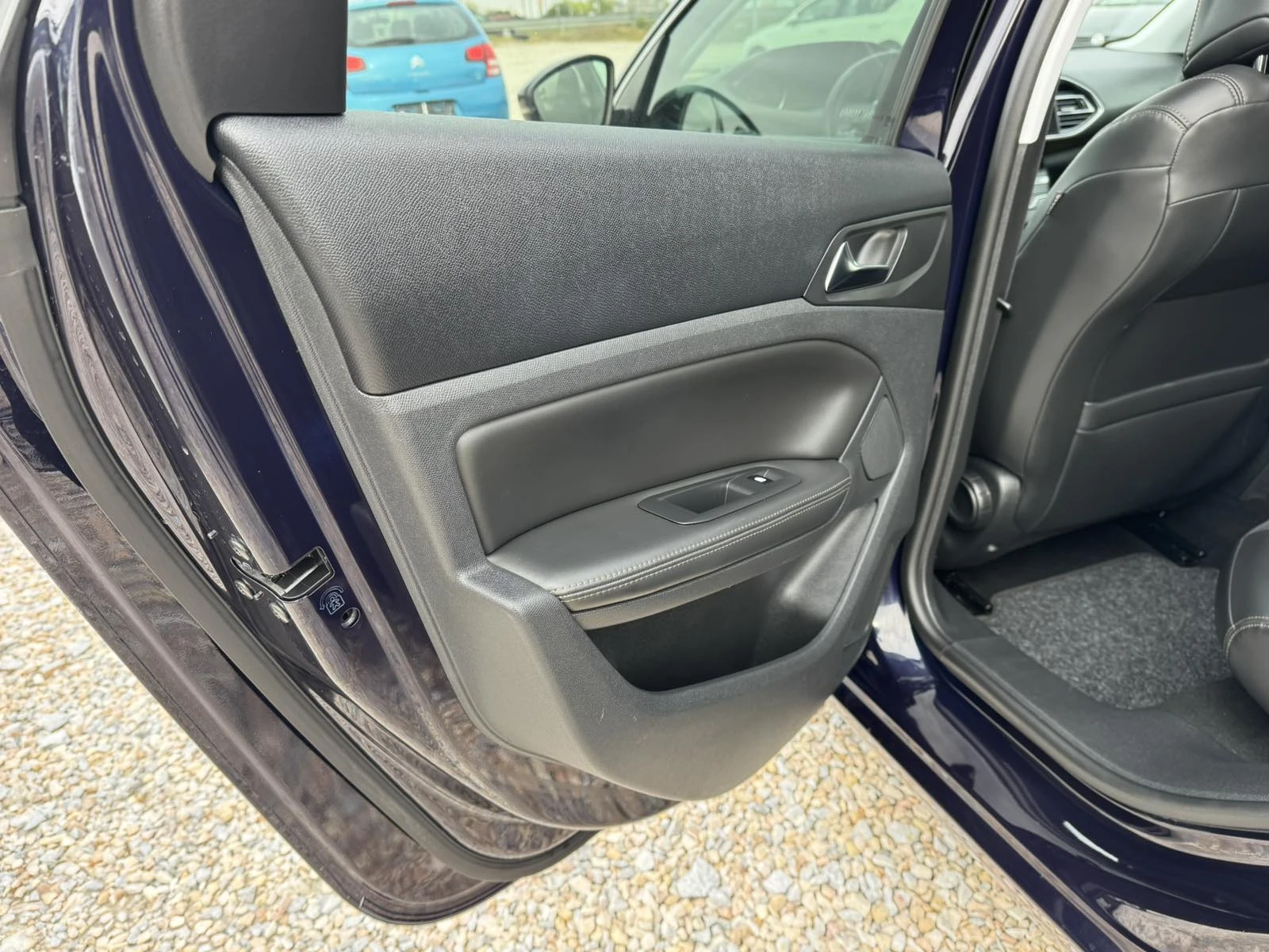 Peugeot 308 1.6e-HDI | Mobile.bg � ����������� 7