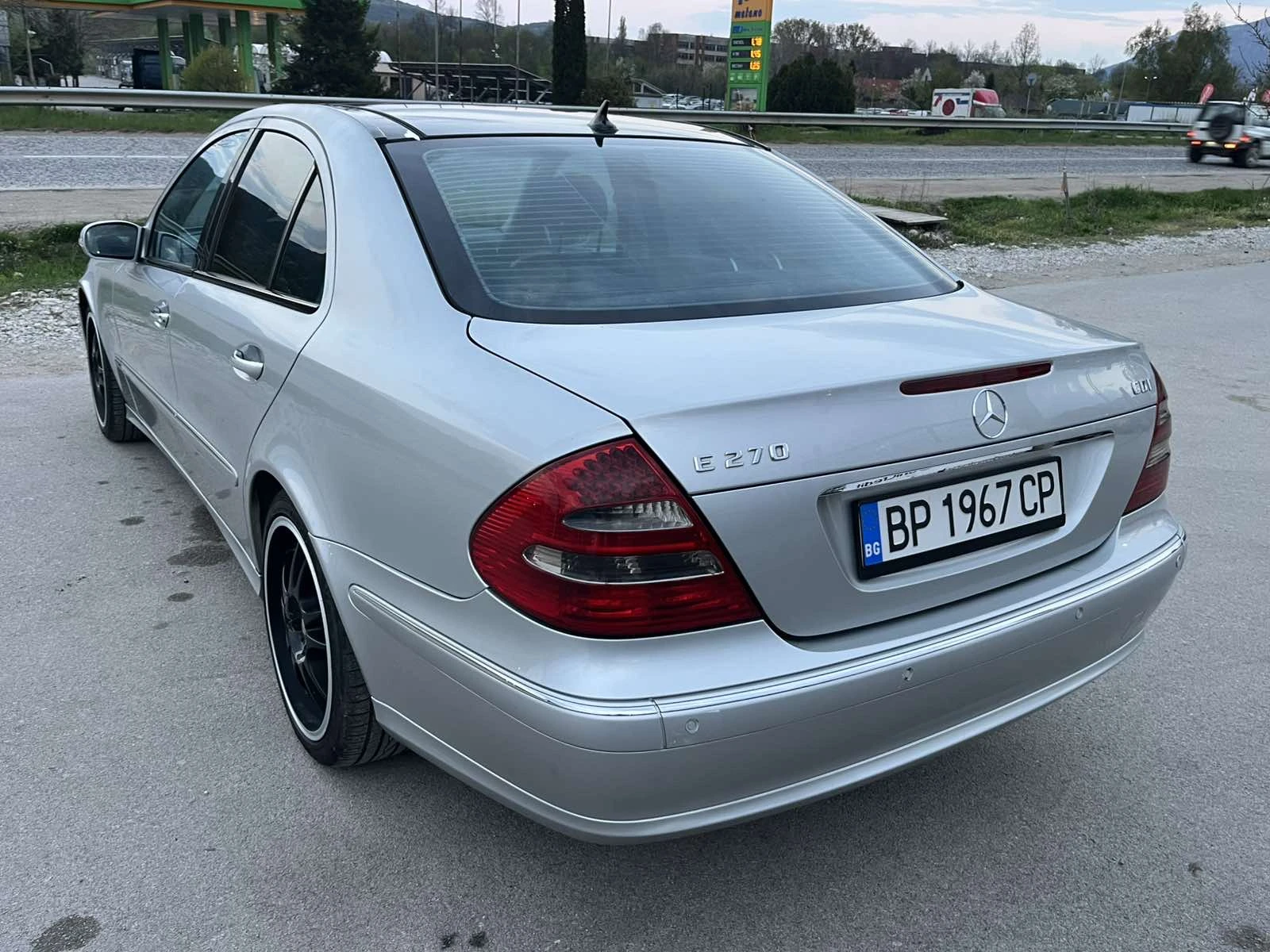 Mercedes-Benz E 270 2.7CDI 177кс AVANTGARDE КСЕНОН ПАНОРАМА, снимка 5 - Автомобили и джипове - 54240973