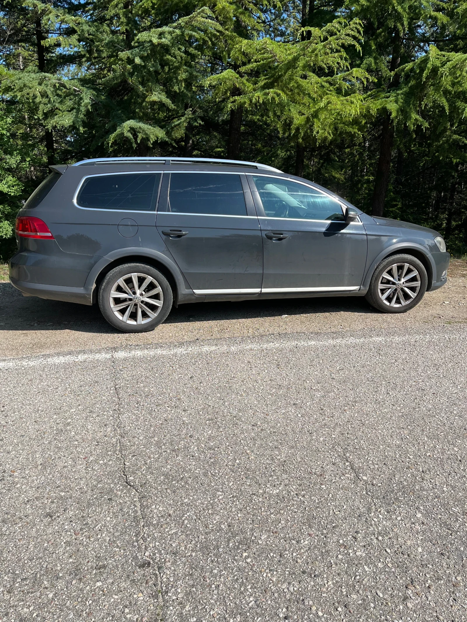 VW Alltrack 2.0 TDI 170, снимка 6 - Автомобили и джипове - 54780694