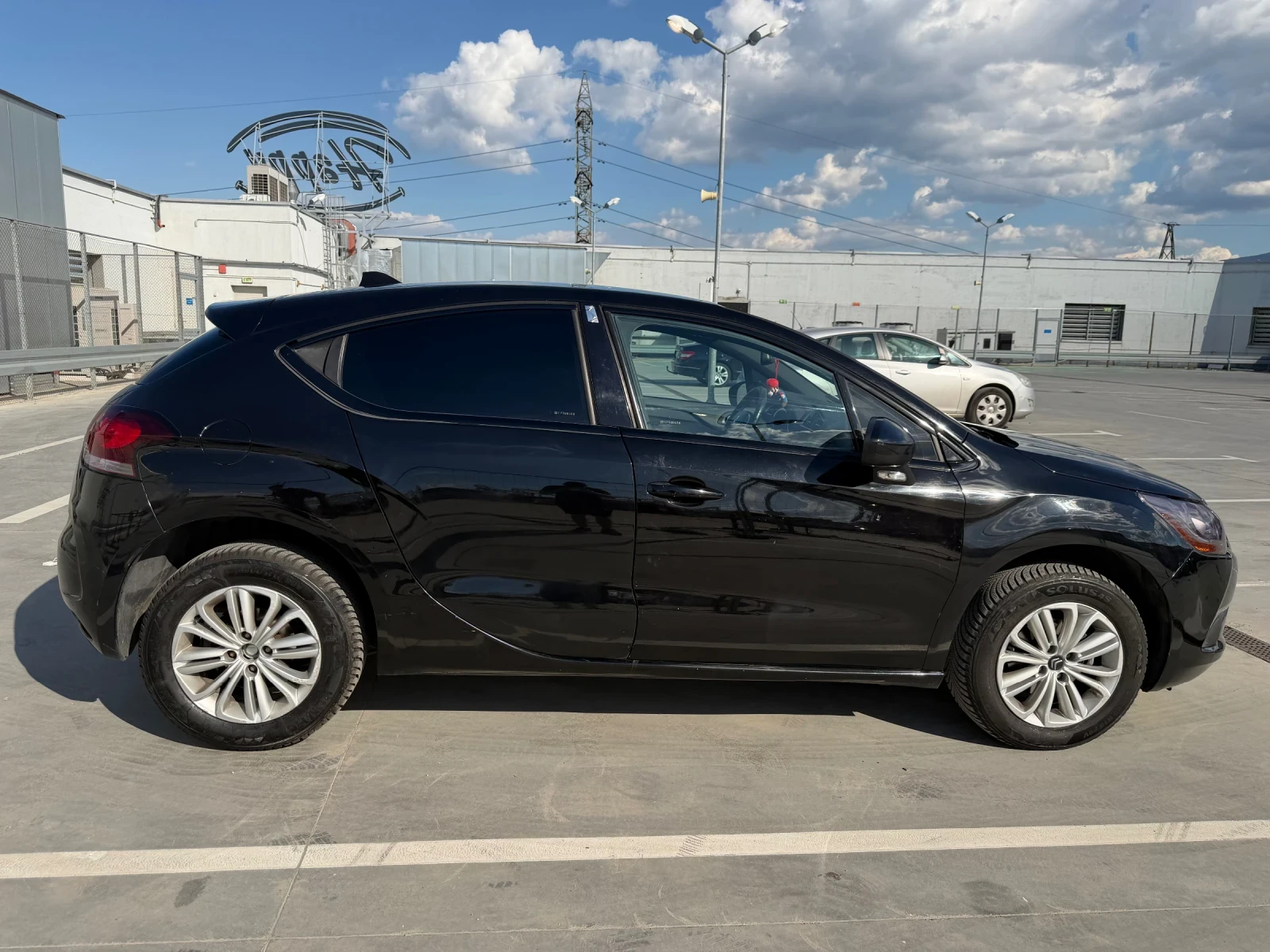 Citroen DS4 Bluehdi, снимка 5 - Автомобили и джипове - 54744173