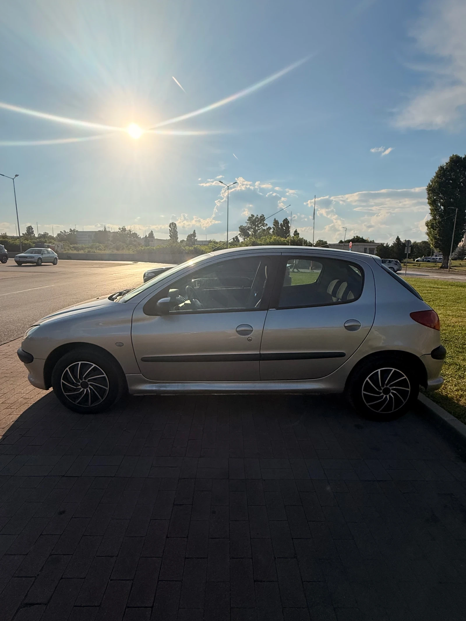 Peugeot 206, снимка 7 - Автомобили и джипове - 54840087