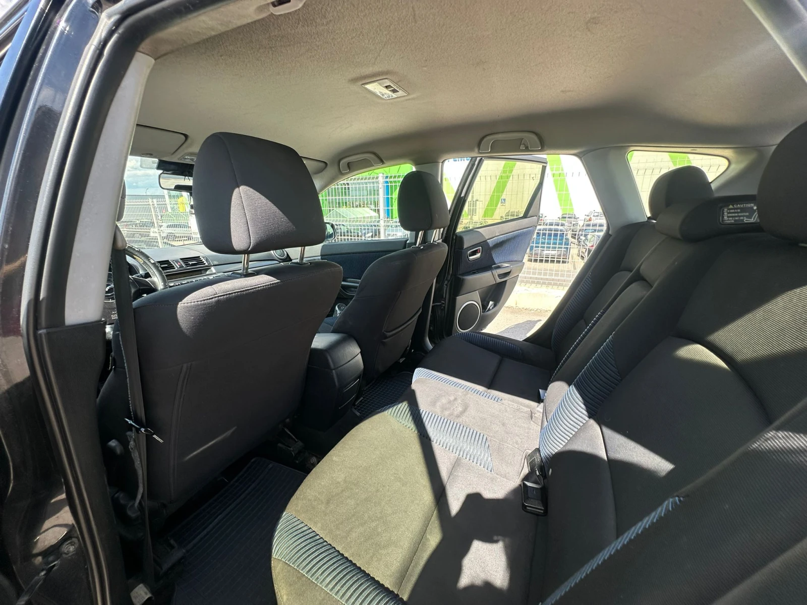 Mazda 3  2.0 бензин 150 кс, снимка 10 - Автомобили и джипове - 54869038