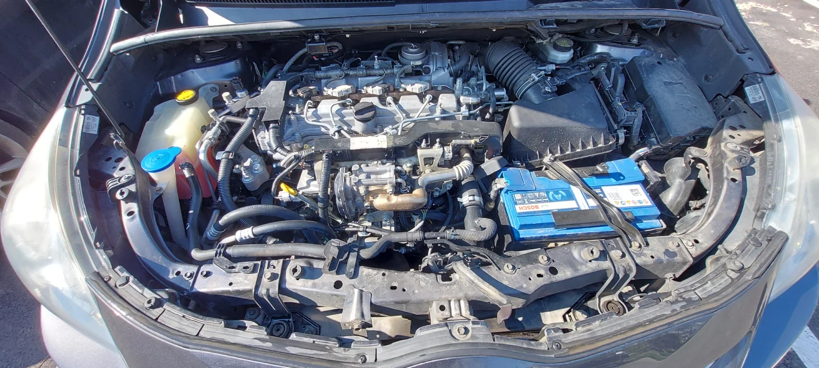 Toyota Verso VERSO 126к.с , снимка 12 - Автомобили и джипове - 55202357