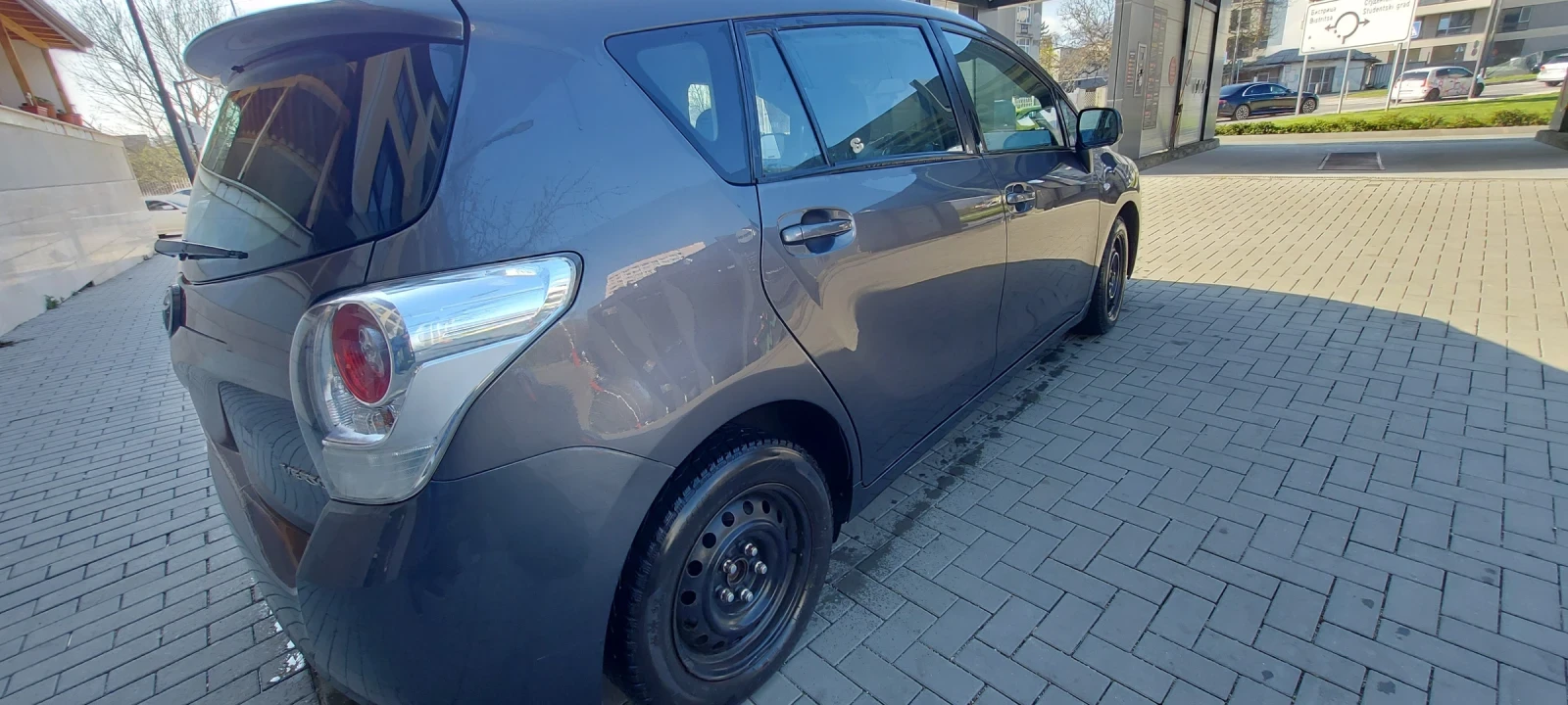 Toyota Verso VERSO 126к.с , снимка 4 - Автомобили и джипове - 55202357