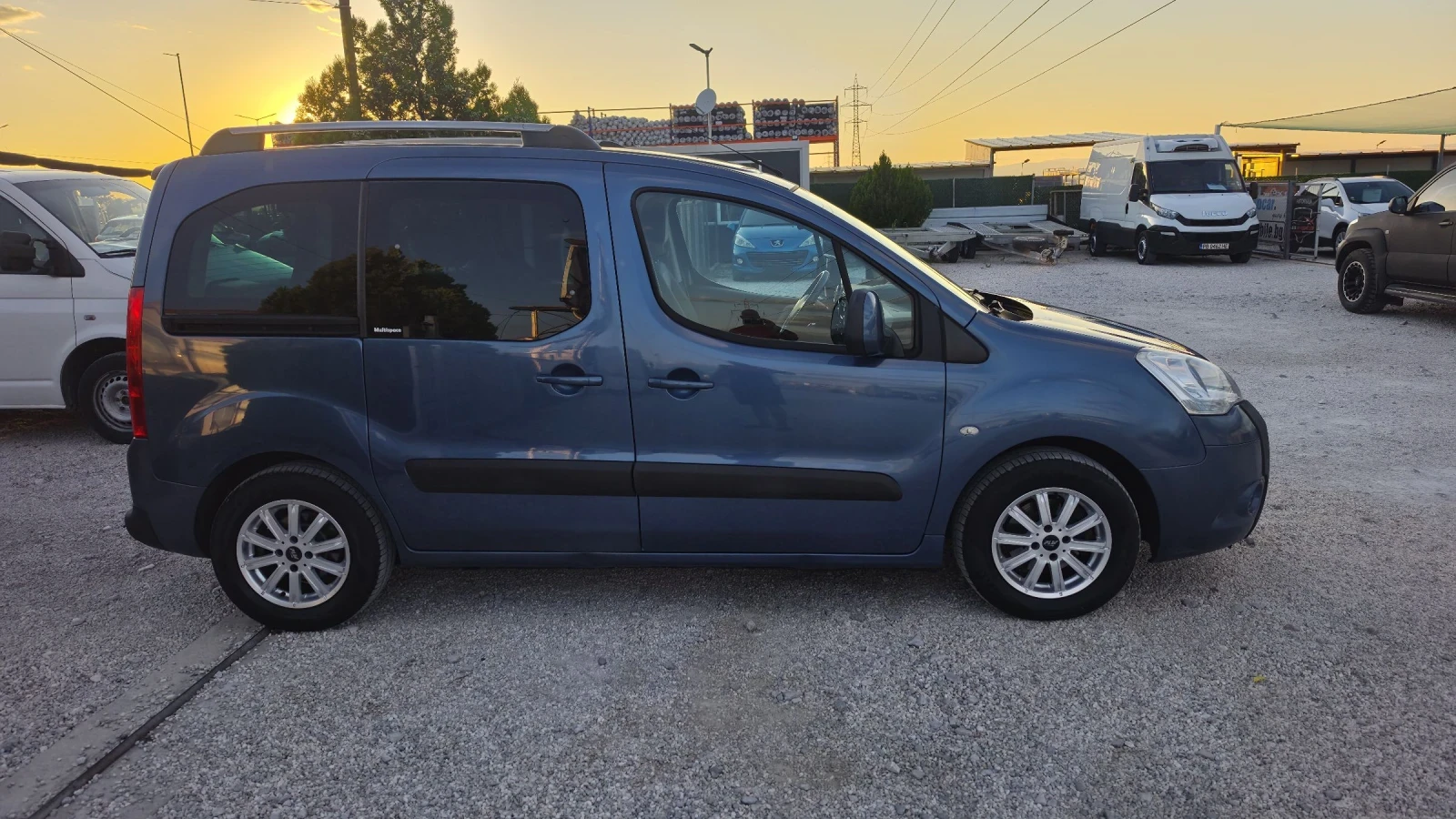 Citroen Berlingo 1.6HDI.160000км.ТОПсъстояние, снимка 4 - Автомобили и джипове - 55364674
