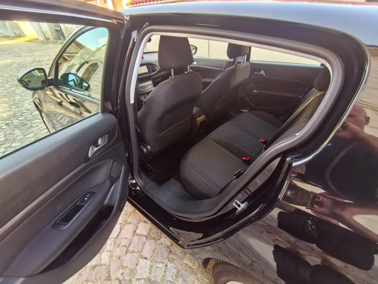Peugeot 308 1.5BlueHDI 131kc , снимка 11 - Автомобили и джипове - 55494147
