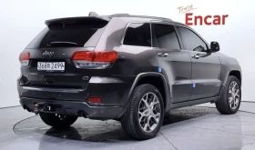 Jeep Grand cherokee OVERLAND* 3.6* V6* 8ZF* ПОДГРЕВ* ОБДУХВАНЕ* ДИСТРО, снимка 2