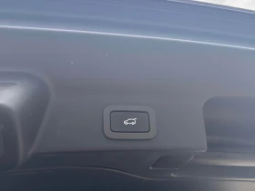 Jaguar F-PACE * R Sport * CARFAX * ОПЦИЯ ЗА ФИНАНСИРАНЕ, снимка 15