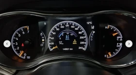 Jeep Grand cherokee OVERLAND* 3.6* V6* 8ZF* ПОДГРЕВ* ОБДУХВАНЕ* ДИСТРО - 16581 € / 32429.62 лв. - 74759942 13