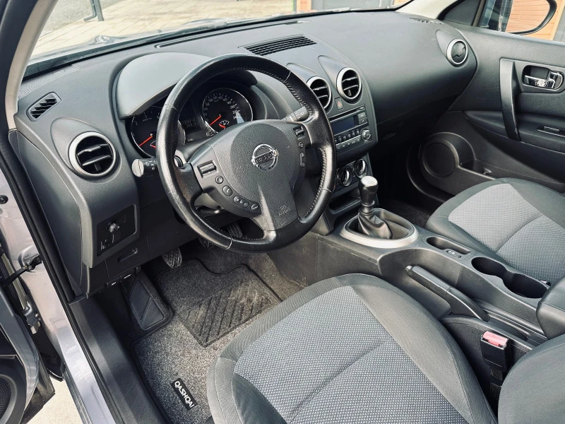 Nissan Qashqai 1.5 DCI , снимка 10 - Автомобили и джипове - 38925543