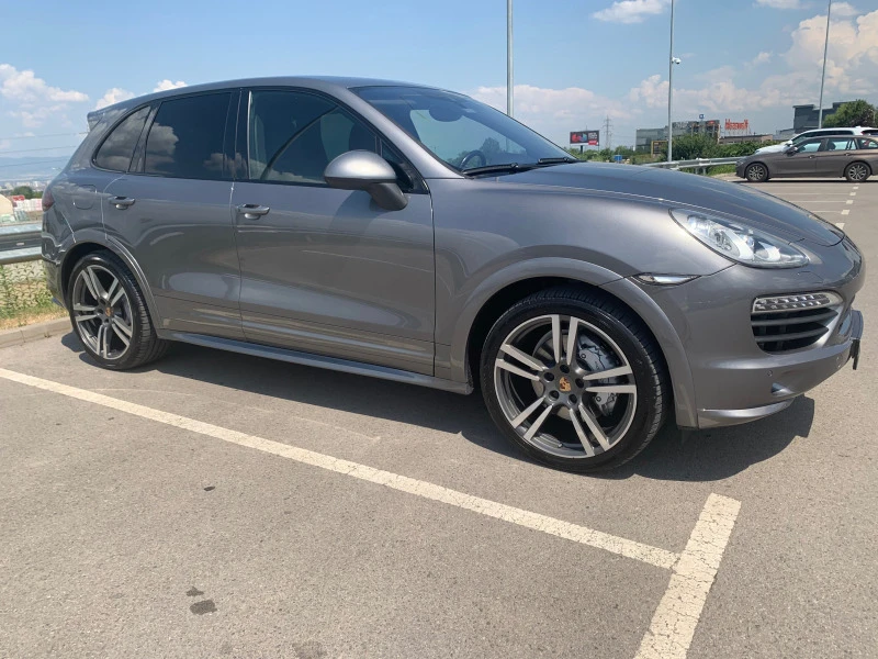 Porsche Cayenne GTS, снимка 2 - Автомобили и джипове - 49503661