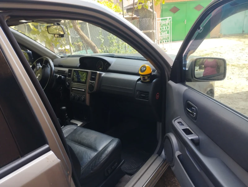 Nissan X-trail, снимка 15 - Автомобили и джипове - 48892005