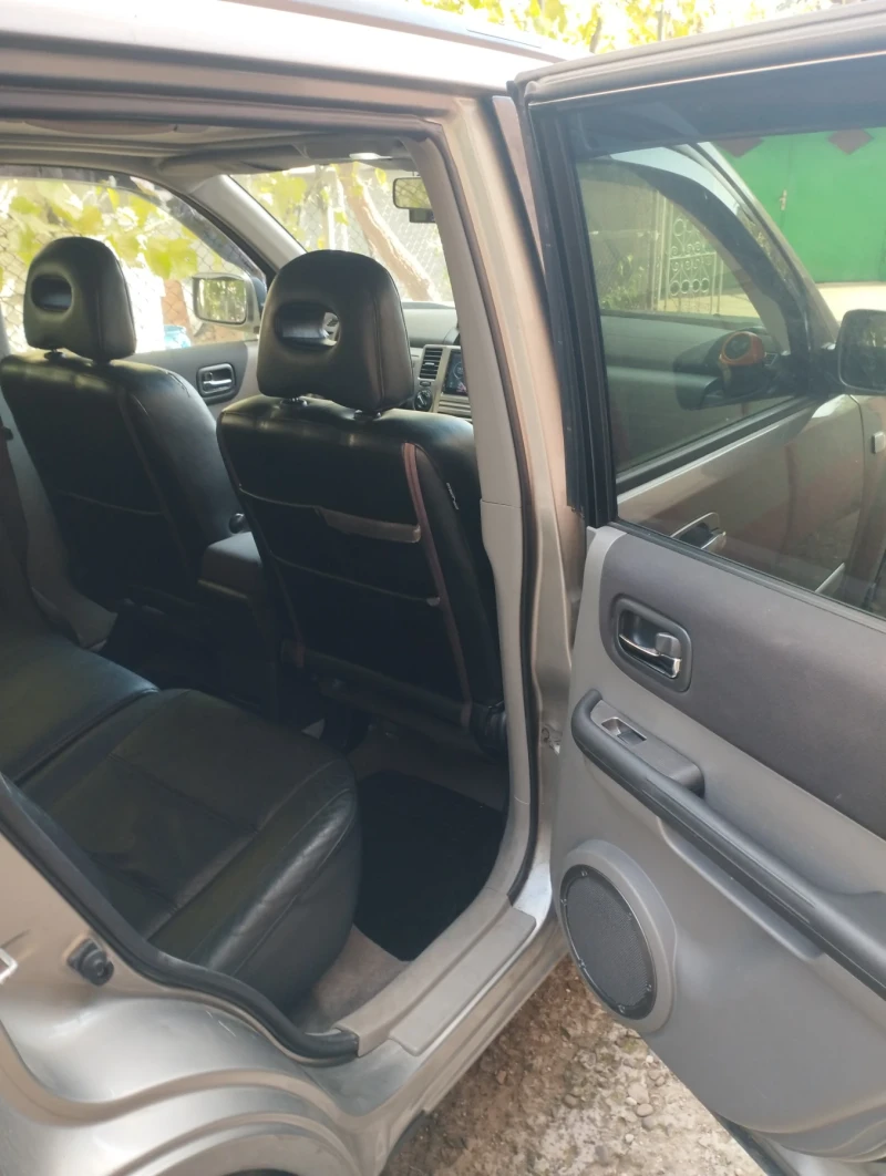 Nissan X-trail, снимка 11 - Автомобили и джипове - 48892005