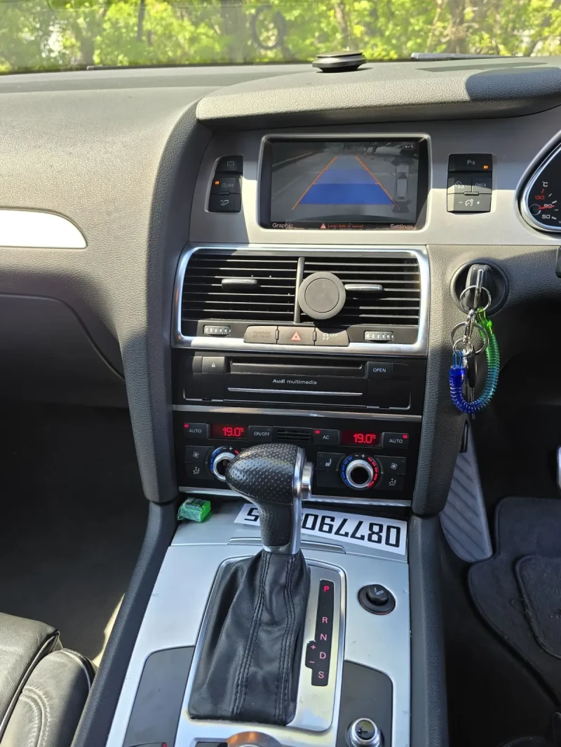 Audi Q7 Sline, снимка 17 - Автомобили и джипове - 51162259