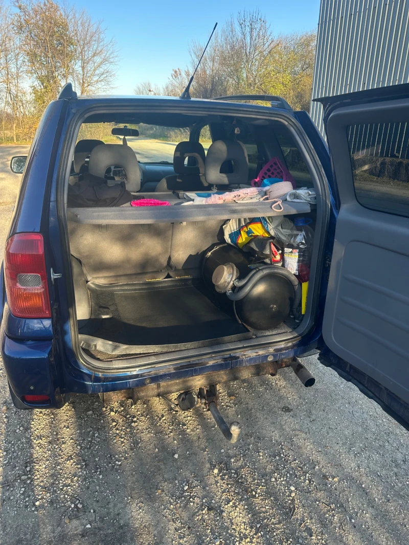 Toyota Rav4 2.0i 16V (150 Hp) 4WD , снимка 11 - Автомобили и джипове - 52347083