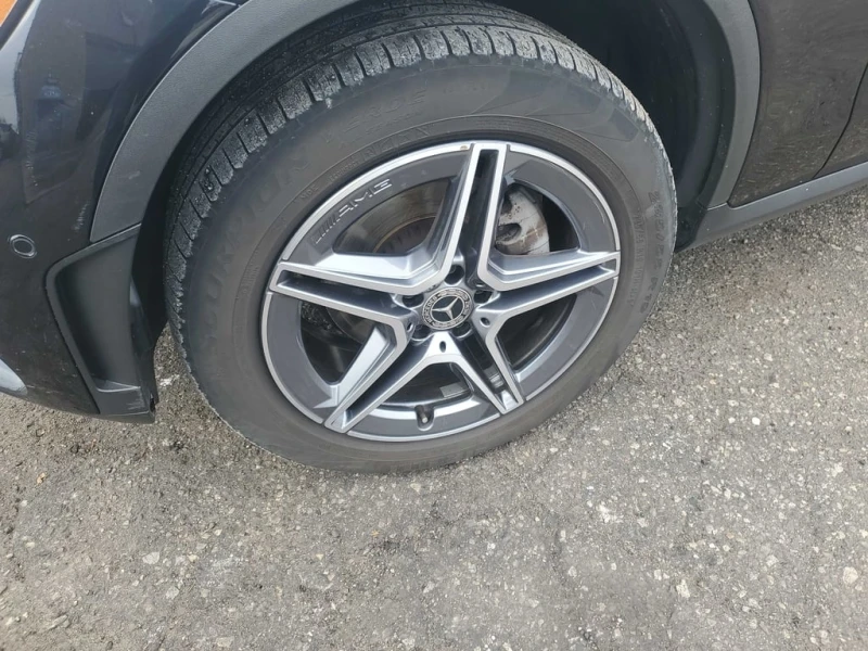 Mercedes-Benz GLC 300  4MATIC SUV * CARFAX * БЕЗ ПЪРВОНАЧАЛНА ВНОСК, снимка 7 - Автомобили и джипове - 52901245