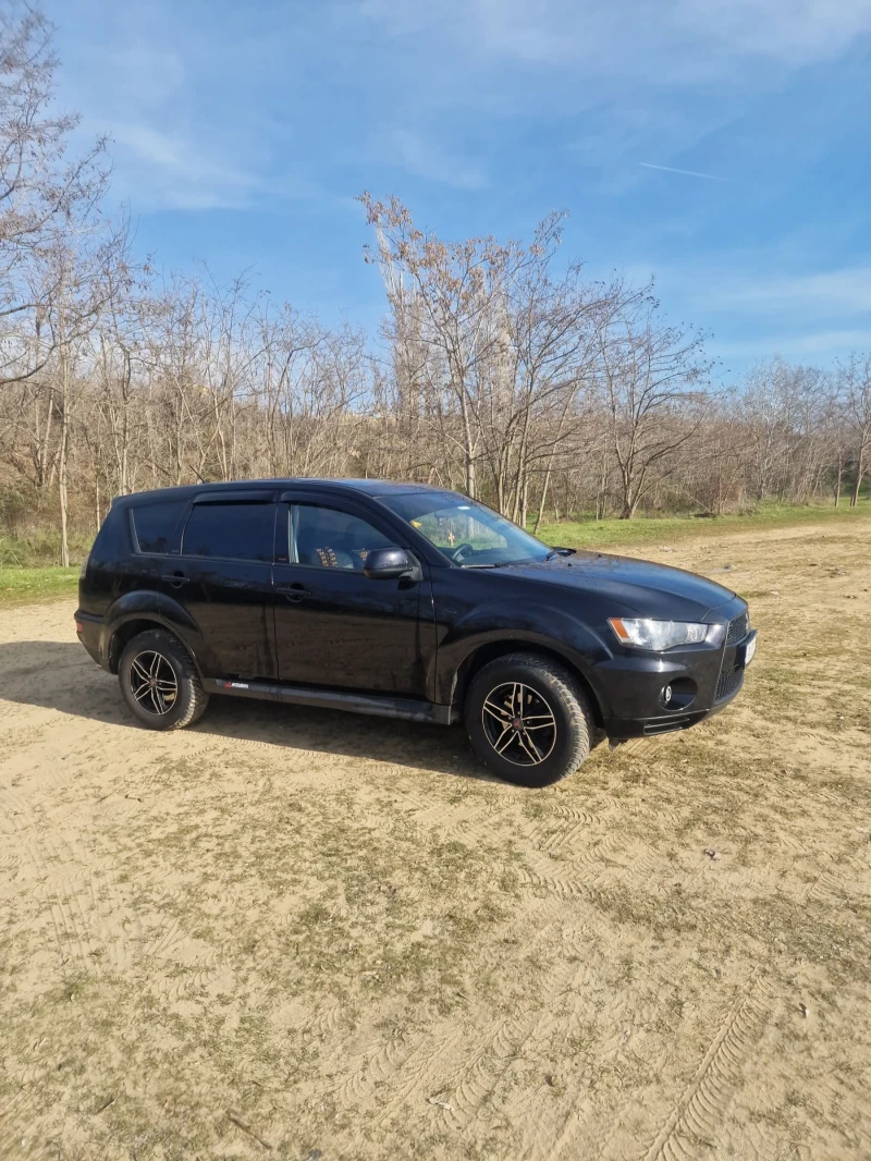 Mitsubishi Outlander, снимка 3 - Автомобили и джипове - 52979130