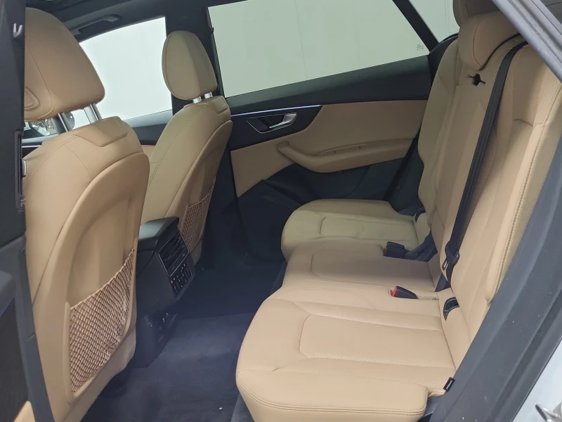 Audi Q7 55TFSI PROGRESSIV * Carfax * ОПЦИЯ ЗА ФИНАНСИРАНЕ, снимка 12 - Автомобили и джипове - 53151529