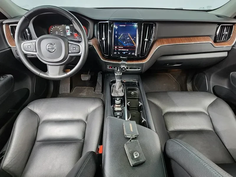 Volvo XC60 D5 MOMENTUM | Mobile.bg � ����������� 7