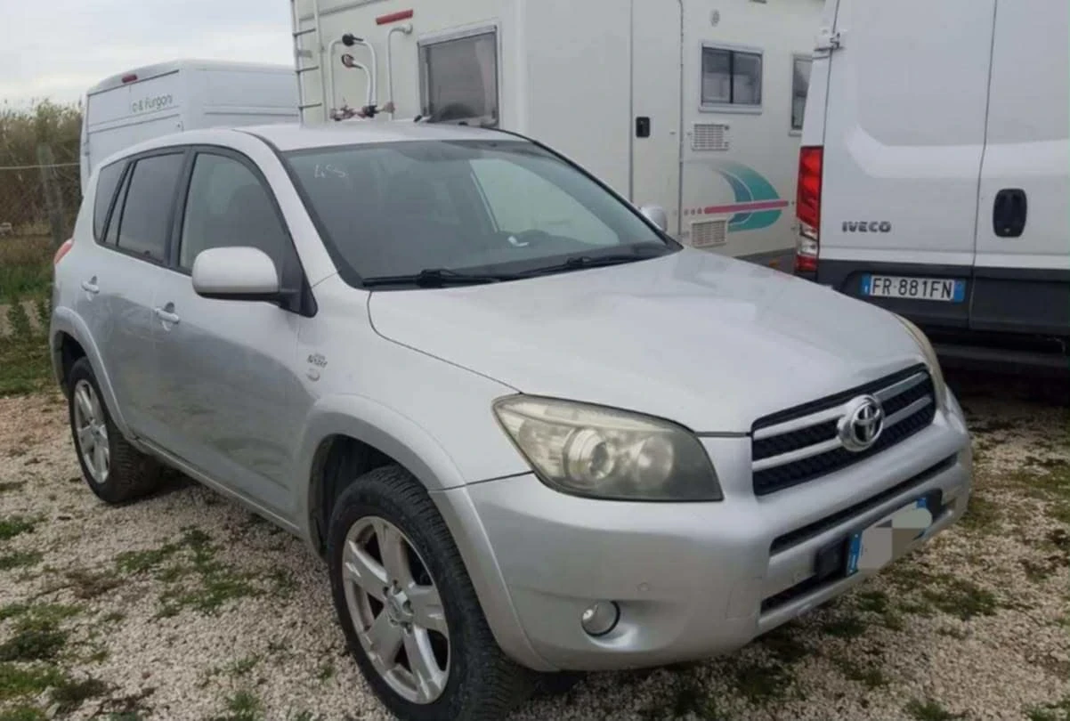Toyota Rav4 2.2/177кс, снимка 1
