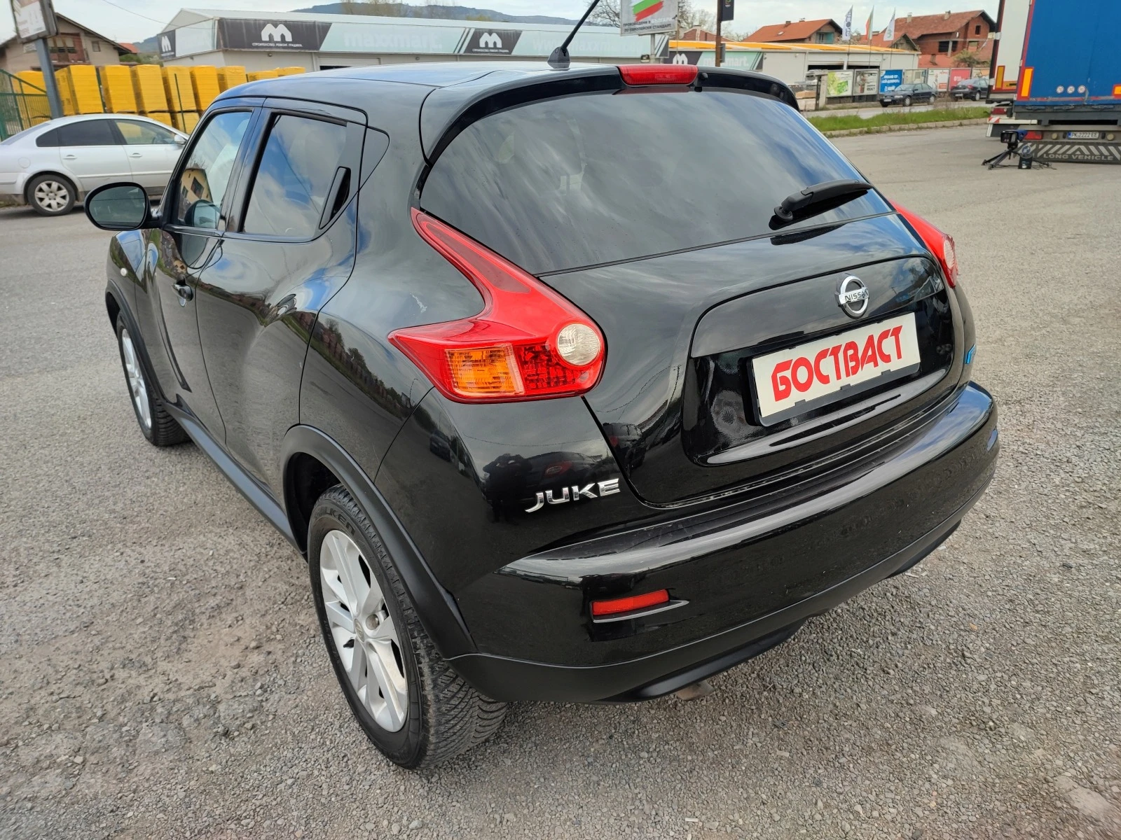 Nissan Juke 1, 5 dCi 5B - изображение 3