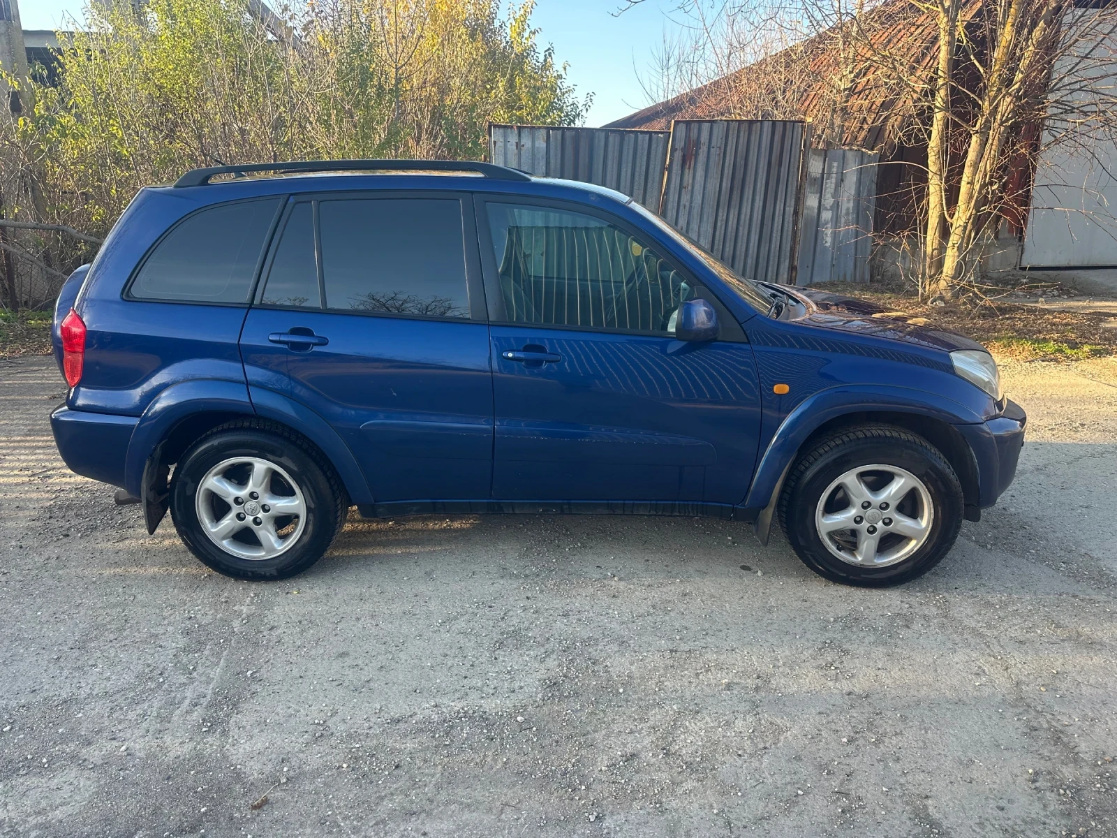 Toyota Rav4 2.0i 16V (150 Hp) 4WD  - изображение 4