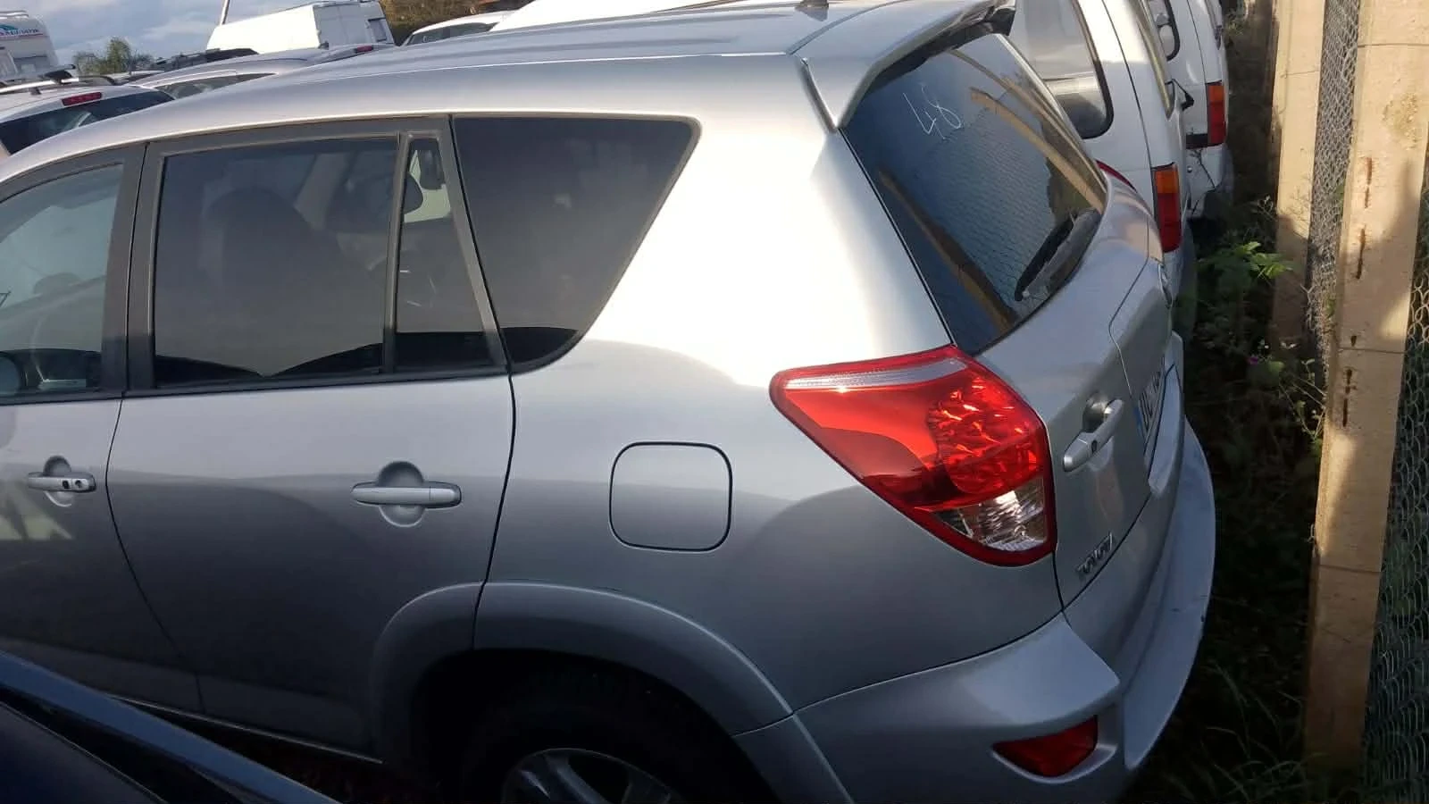 Toyota Rav4 2.2/177кс - изображение 4