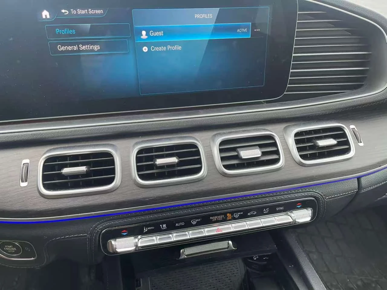 Mercedes-Benz GLE 350 HUD/PANO/360 CAM/BURMESTER/ВТОРИ ГУМИ  - изображение 10