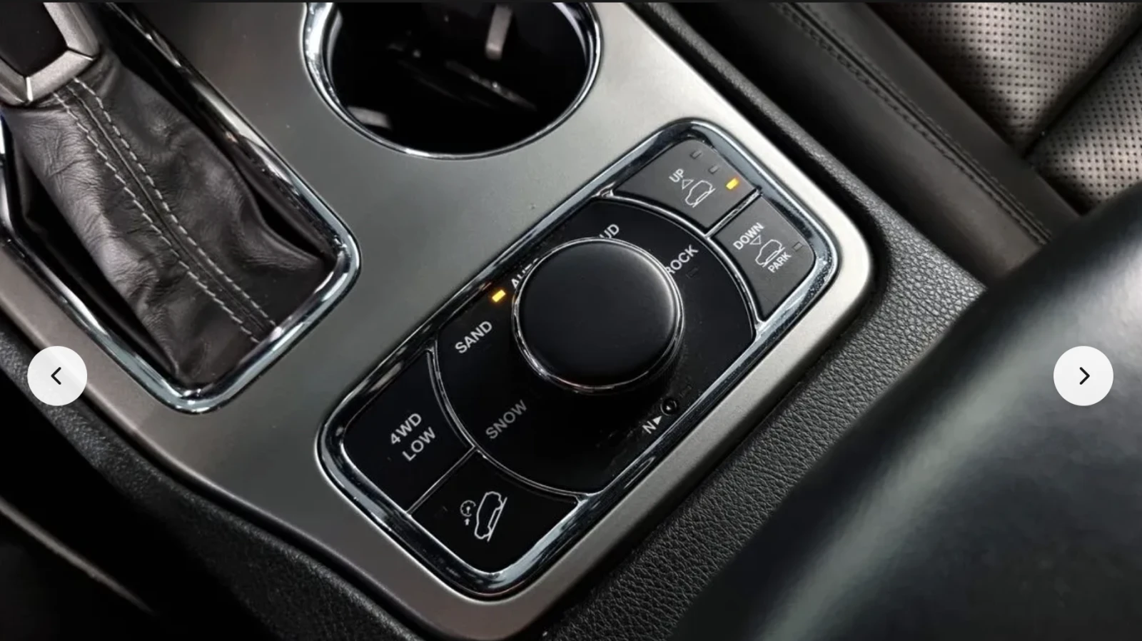 Jeep Grand cherokee OVERLAND* 3.6* V6* 8ZF* ПОДГРЕВ* ОБДУХВАНЕ* ДИСТРО, снимка 12 - Автомобили и джипове - 53712557