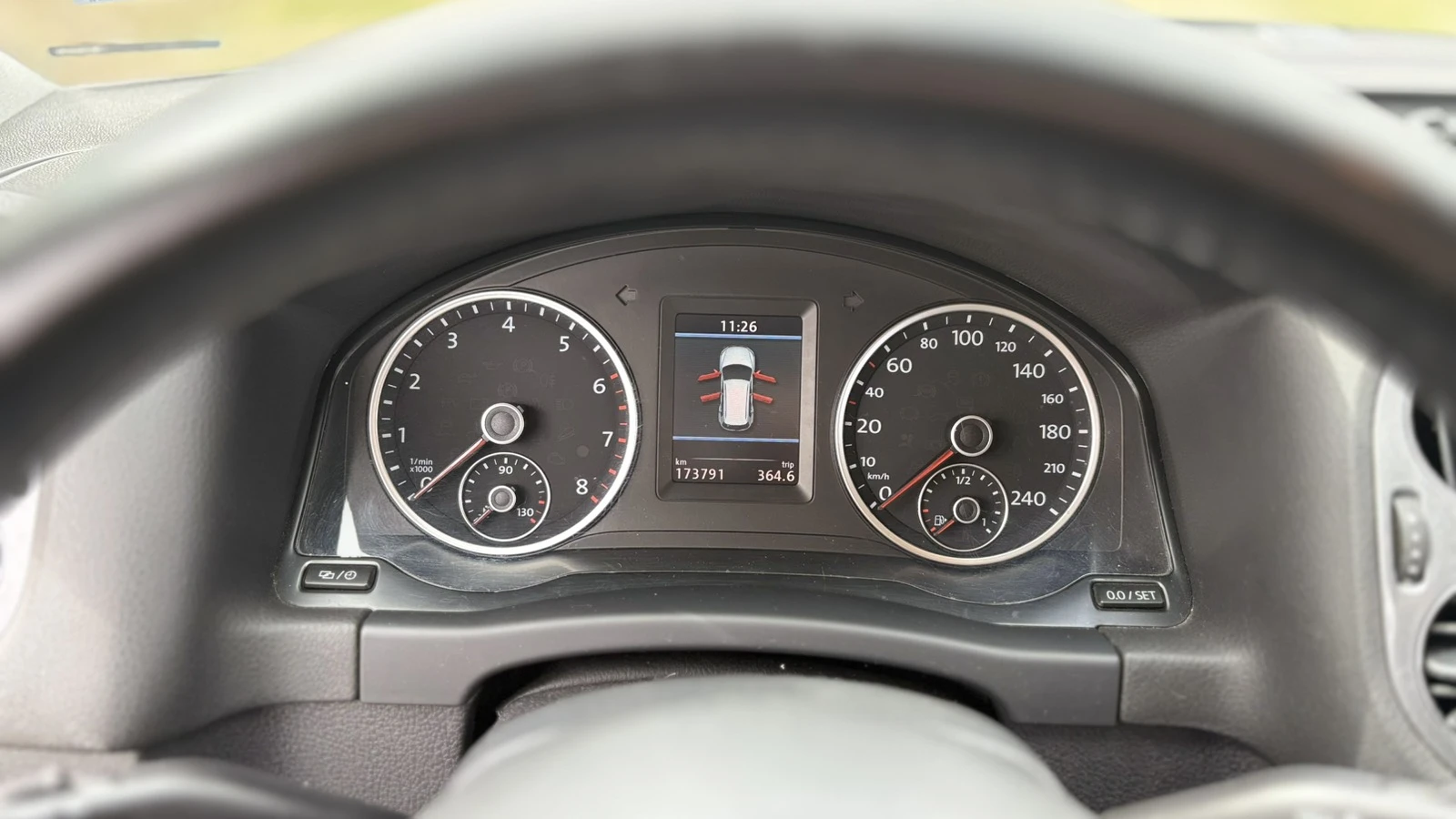 VW Tiguan 1, 4 TSI, снимка 8 - Автомобили и джипове - 53773338