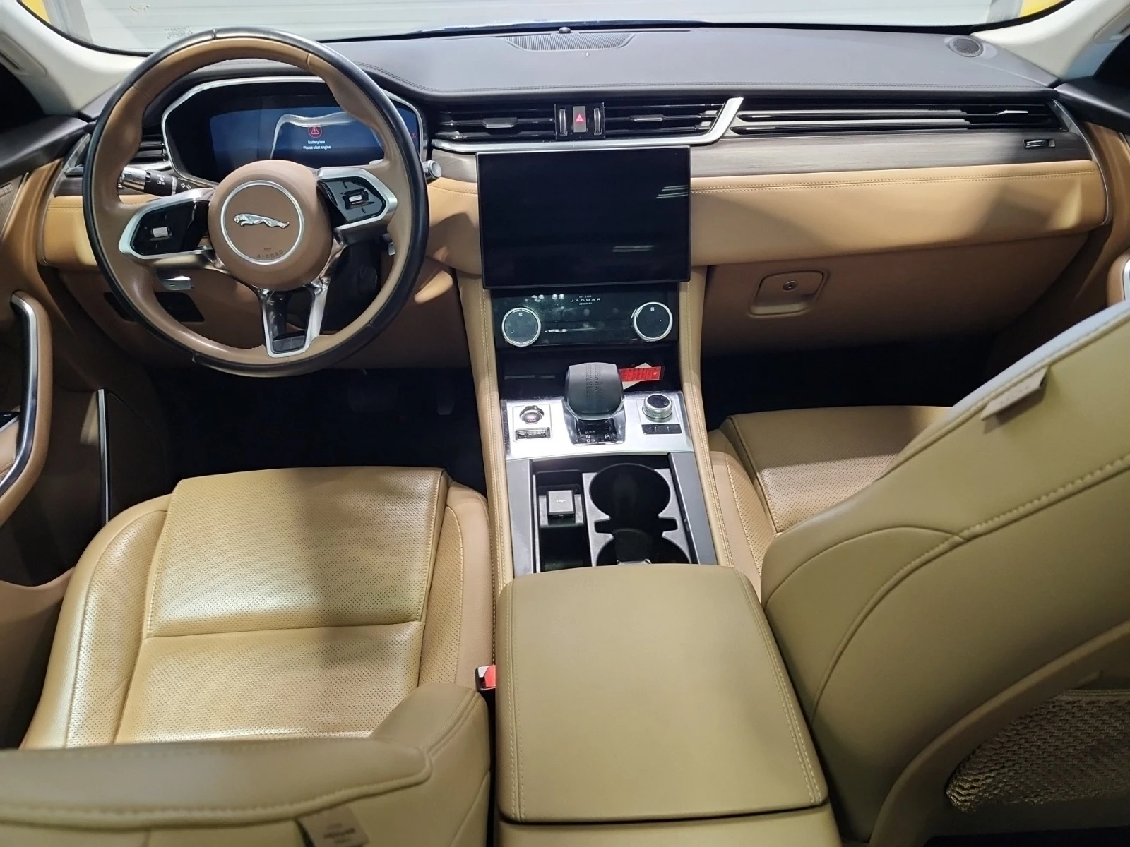 Jaguar F-PACE  - изображение 6