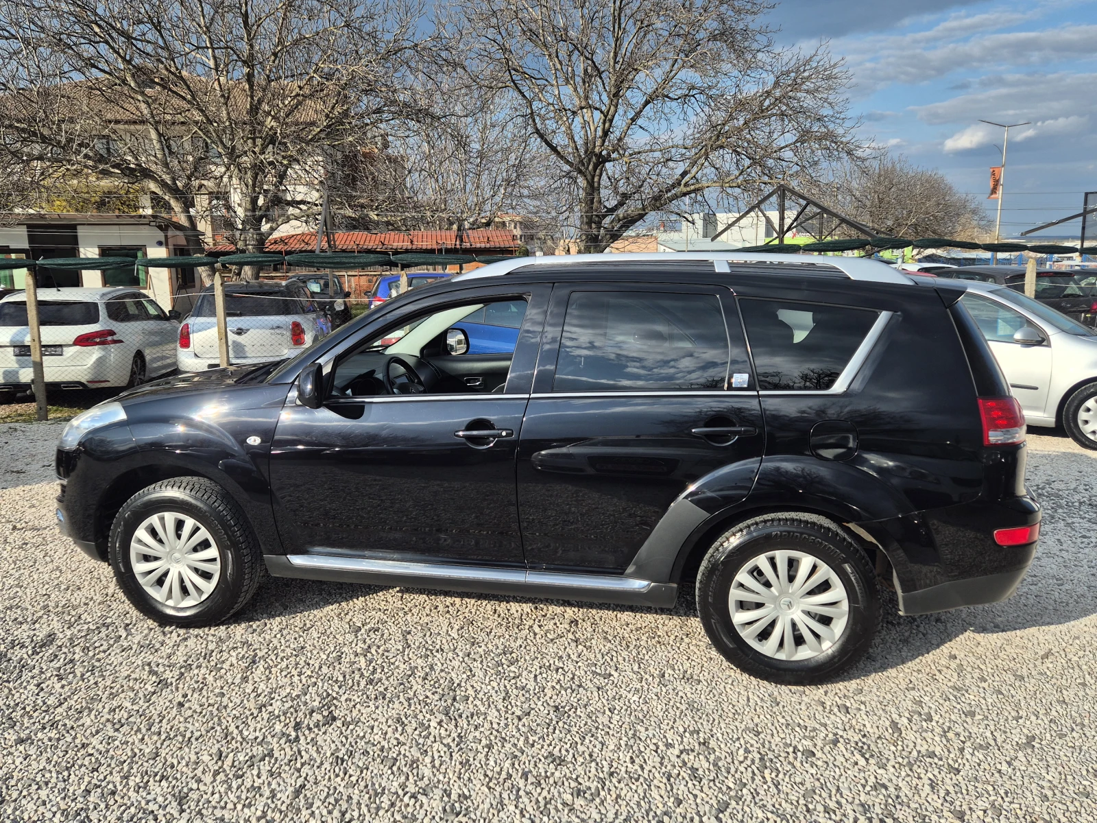 Citroen C-Crosser * КОЖА* НАВИ* XENON* 7-места* КАМЕРА* , снимка 2 - Автомобили и джипове - 53977217