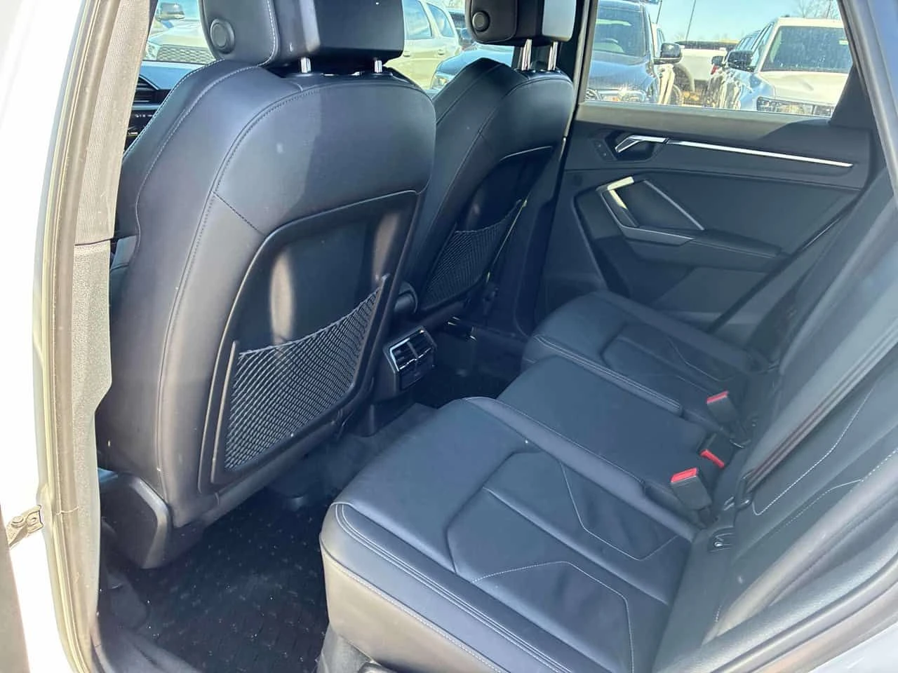 Audi Q3 QUATTRO * FULL S LINE* ДИСТРОНИК* ПАНОРАМА* FULLMA, снимка 12 - Автомобили и джипове - 54001698