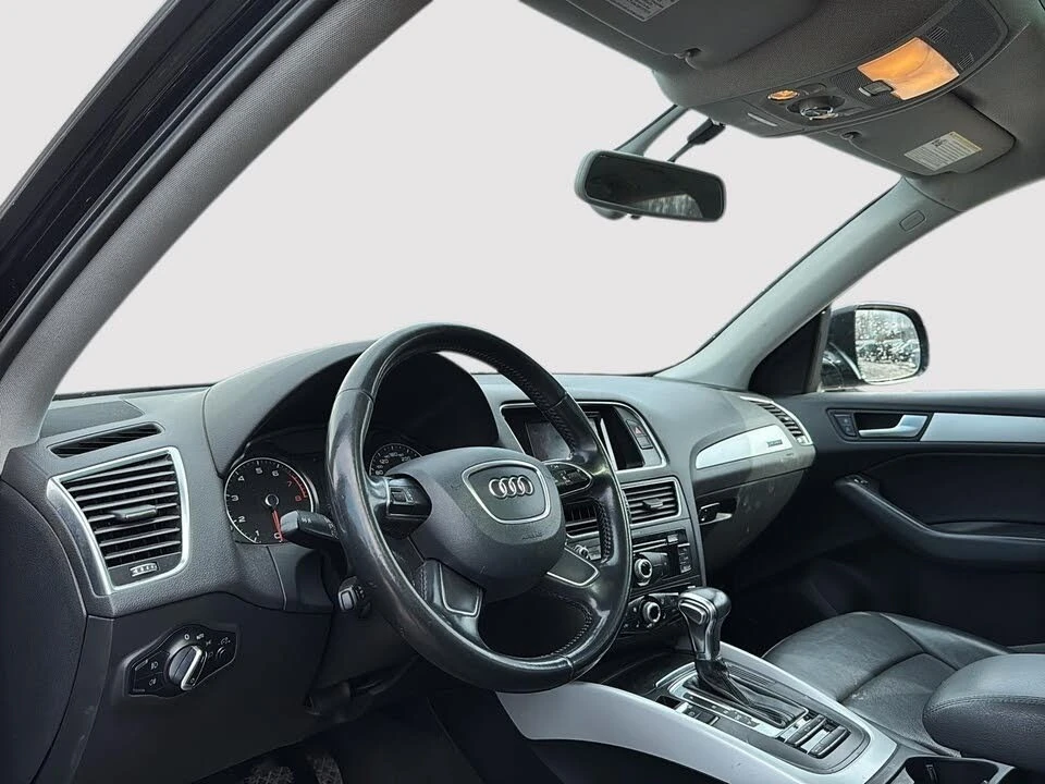Audi Q5 2.0T quattro Komfort* АвтоКредит* (Цена до БГ) , снимка 6 - Автомобили и джипове - 54340468