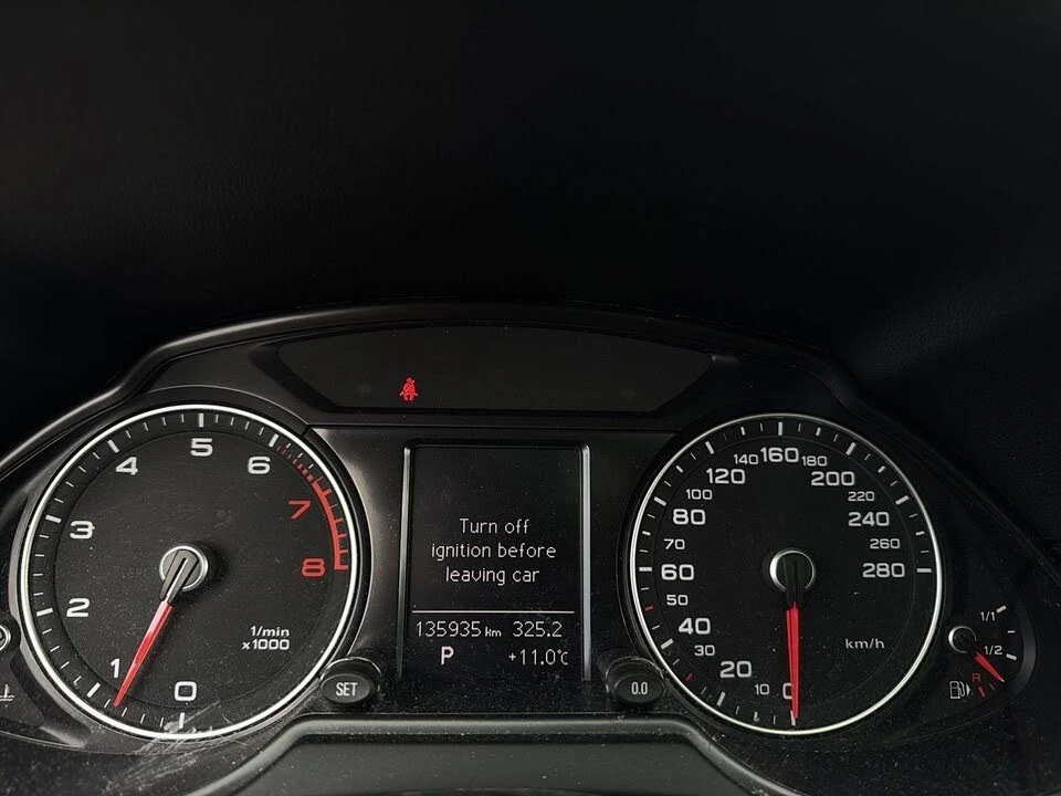 Audi Q5 2.0T quattro Komfort* АвтоКредит* (Цена до БГ) , снимка 10 - Автомобили и джипове - 54340468