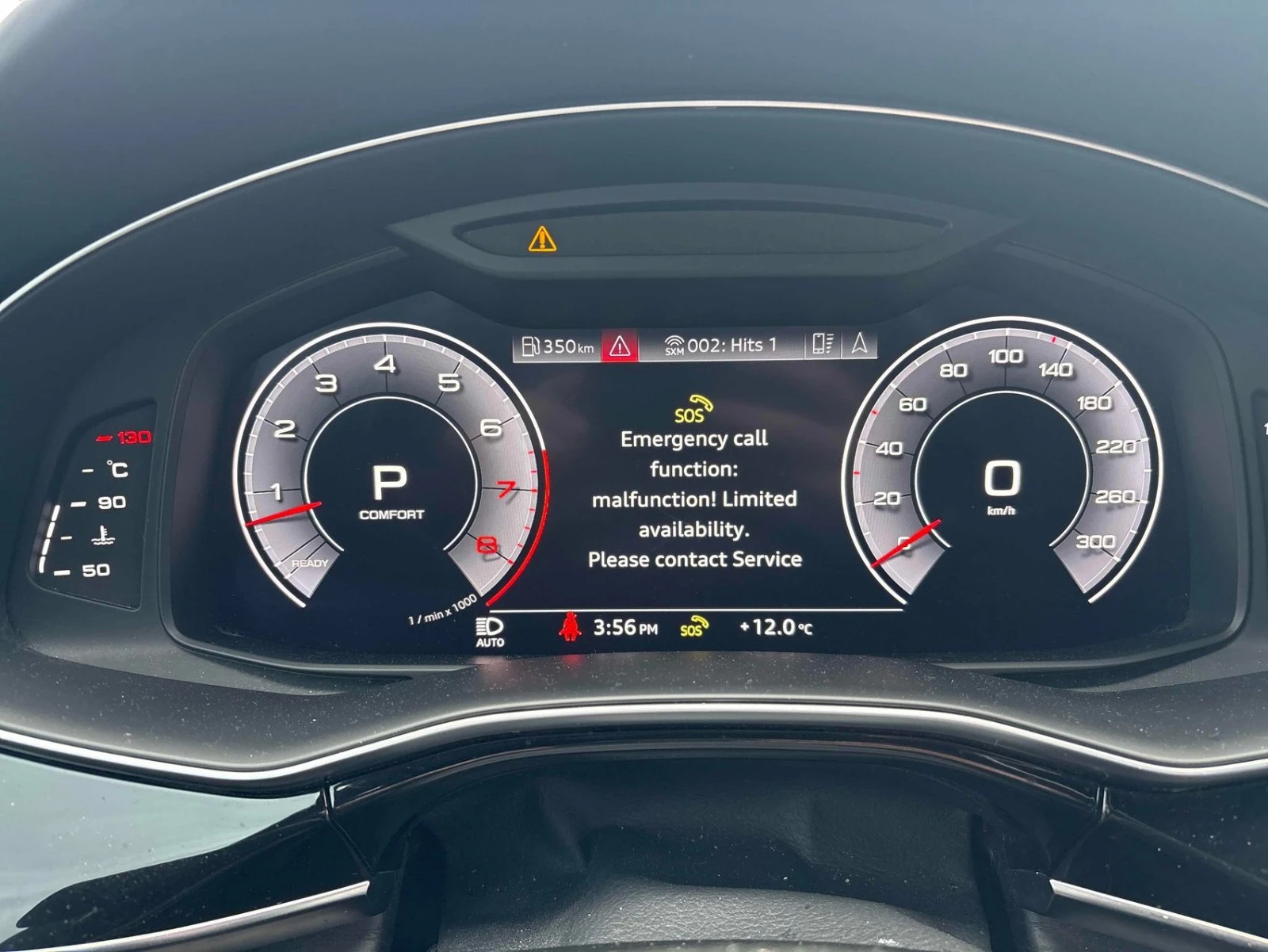 Audi Q8 PANO* ОБДУХ* KEYLESS* М.ТОЧКА* 360, снимка 10 - Автомобили и джипове - 54417510