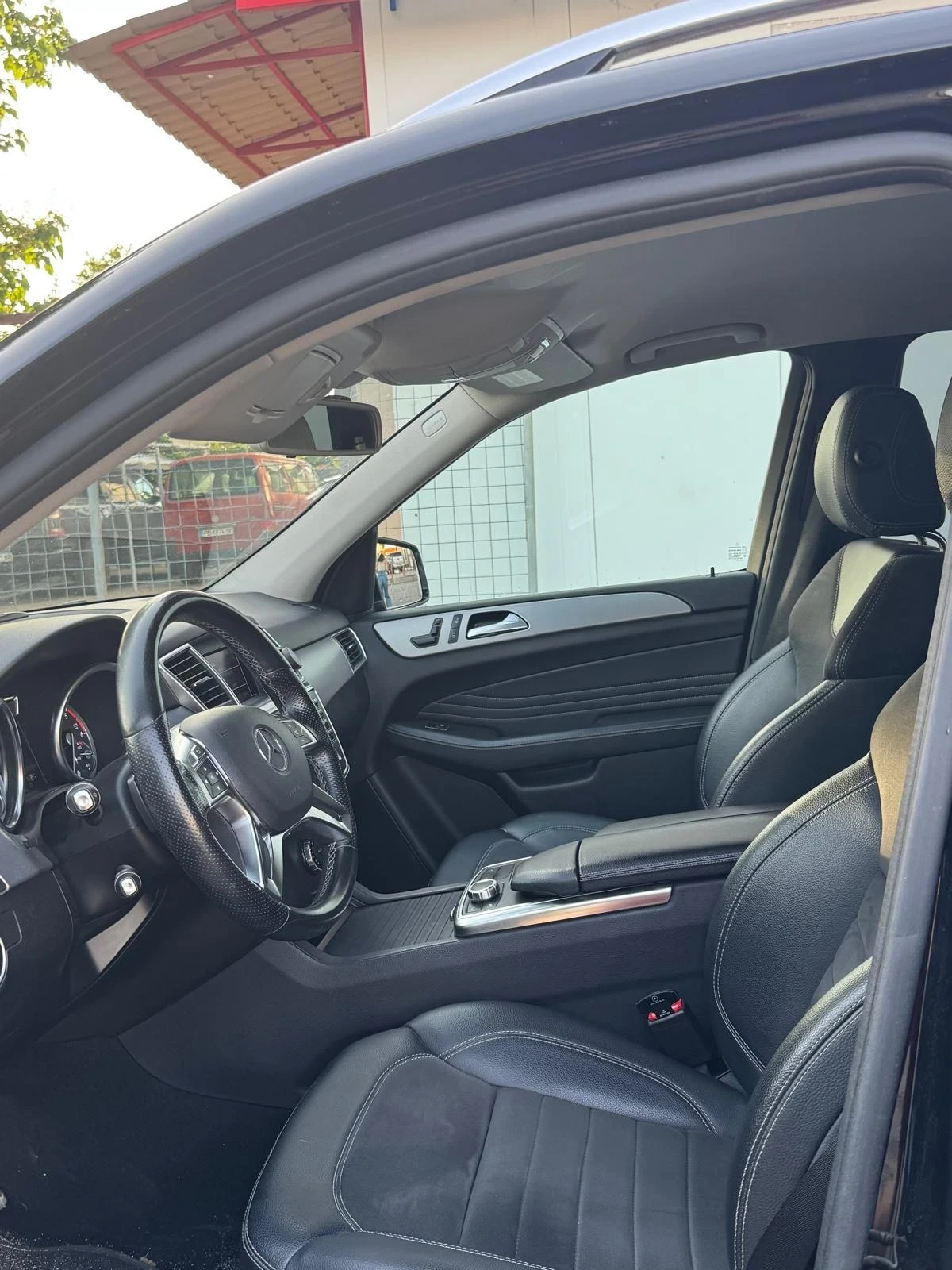 Mercedes-Benz ML 350, снимка 4 - Автомобили и джипове - 54672613