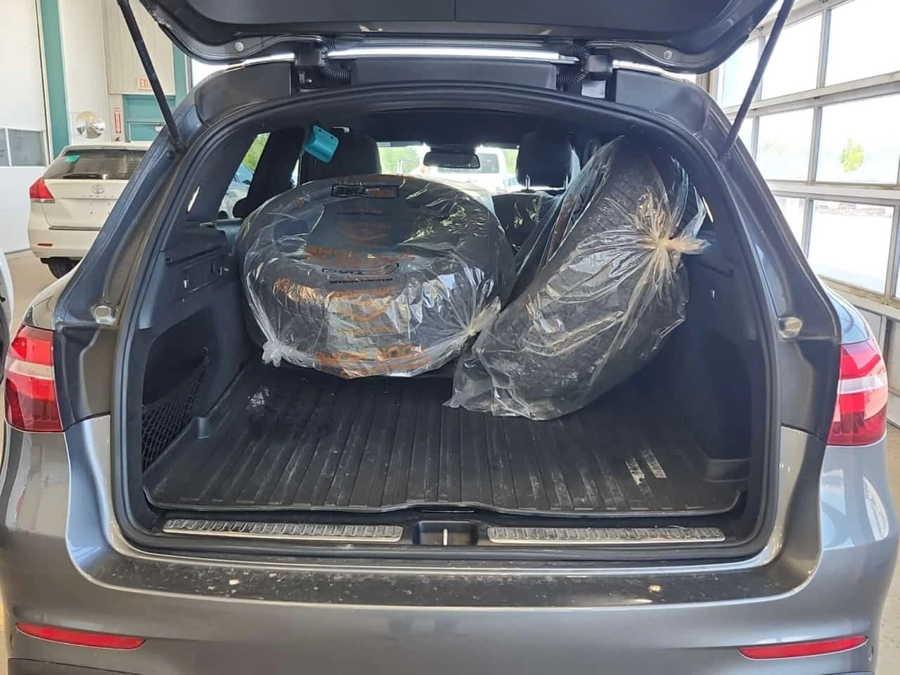 Mercedes-Benz GLC 300 �������� * ���� * KEYLESS * CARFAX | Mobile.bg � ����������� 14