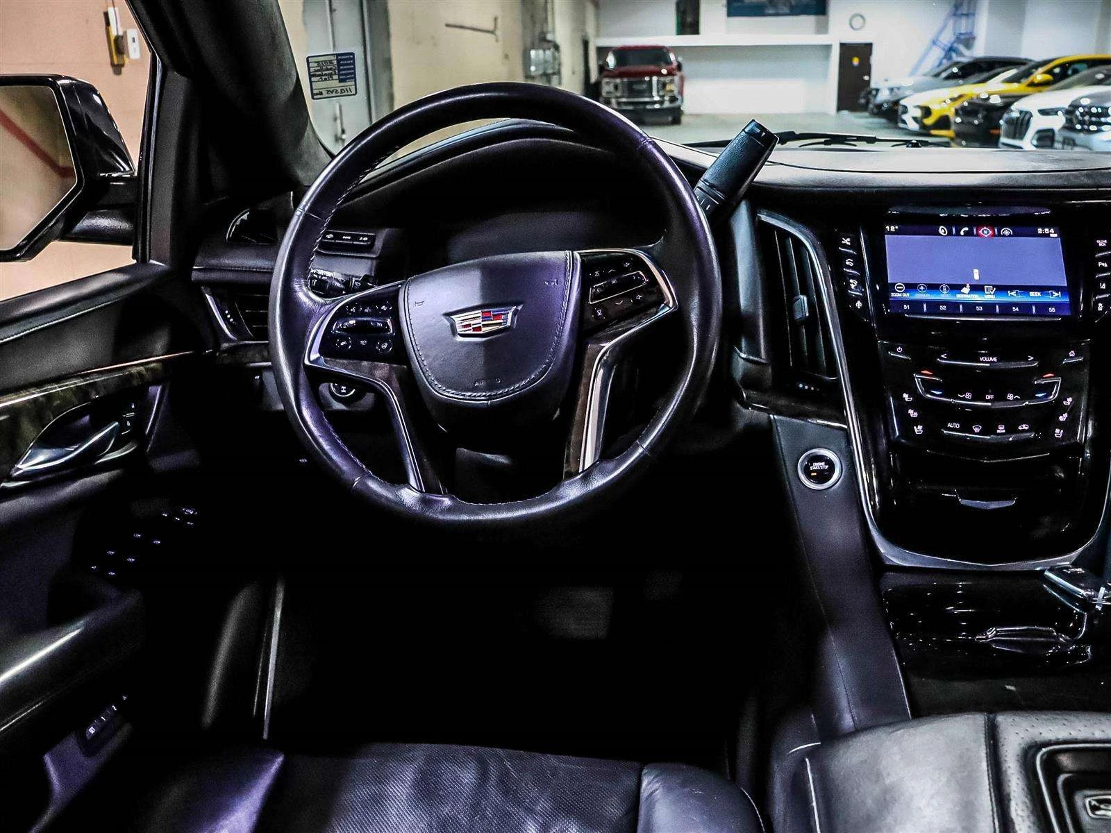 Cadillac Escalade Platinum, 4x4, КОЖА, ЦЕНА ДО БГ, снимка 9 - Автомобили и джипове - 54873017
