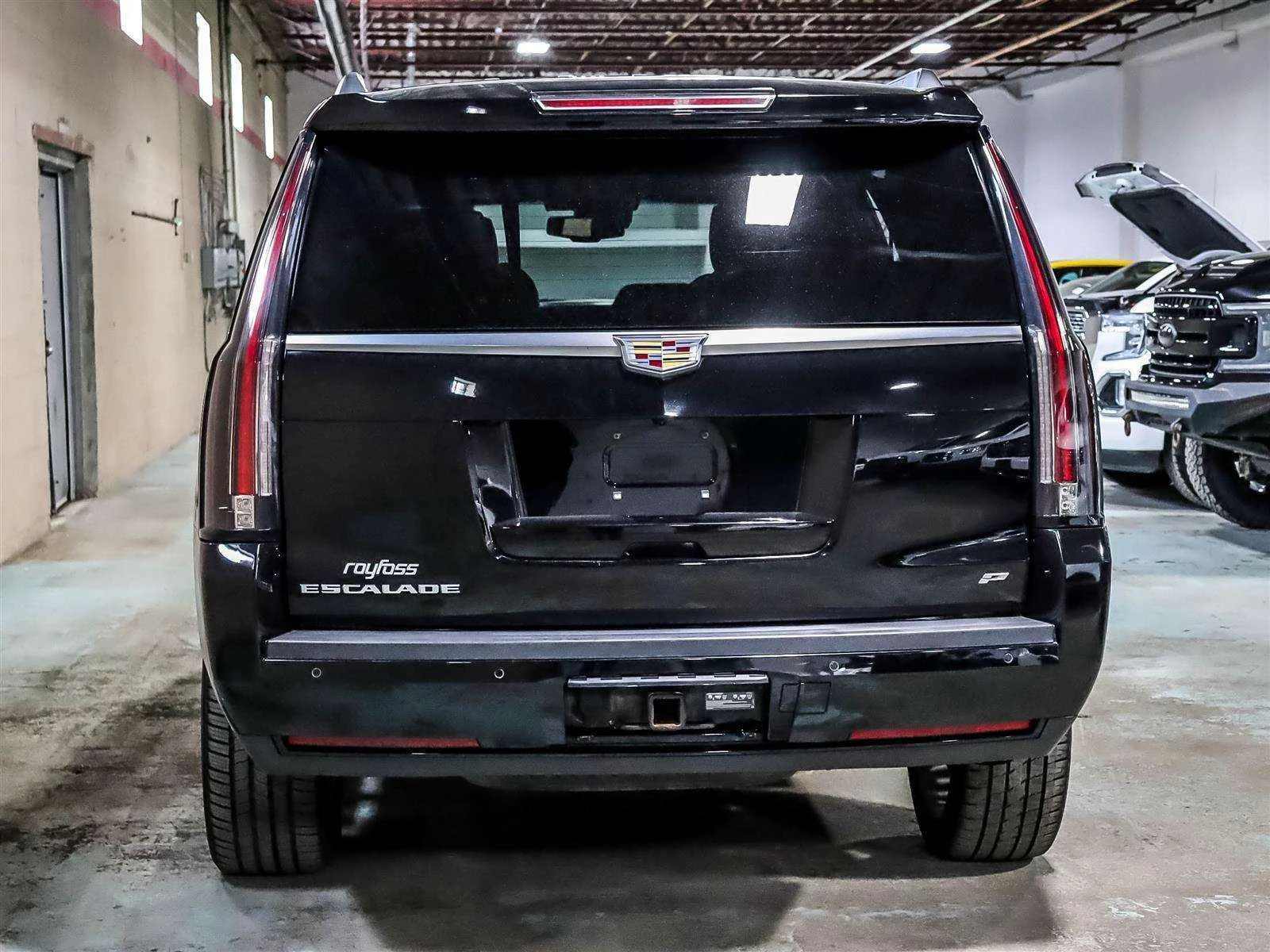 Cadillac Escalade Platinum, 4x4, КОЖА, ЦЕНА ДО БГ, снимка 4 - Автомобили и джипове - 54873017