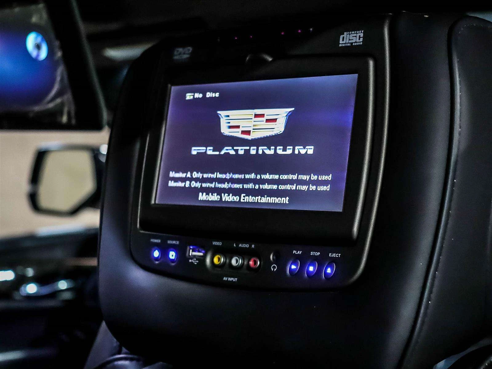 Cadillac Escalade Platinum, 4x4, КОЖА, ЦЕНА ДО БГ, снимка 17 - Автомобили и джипове - 54873017
