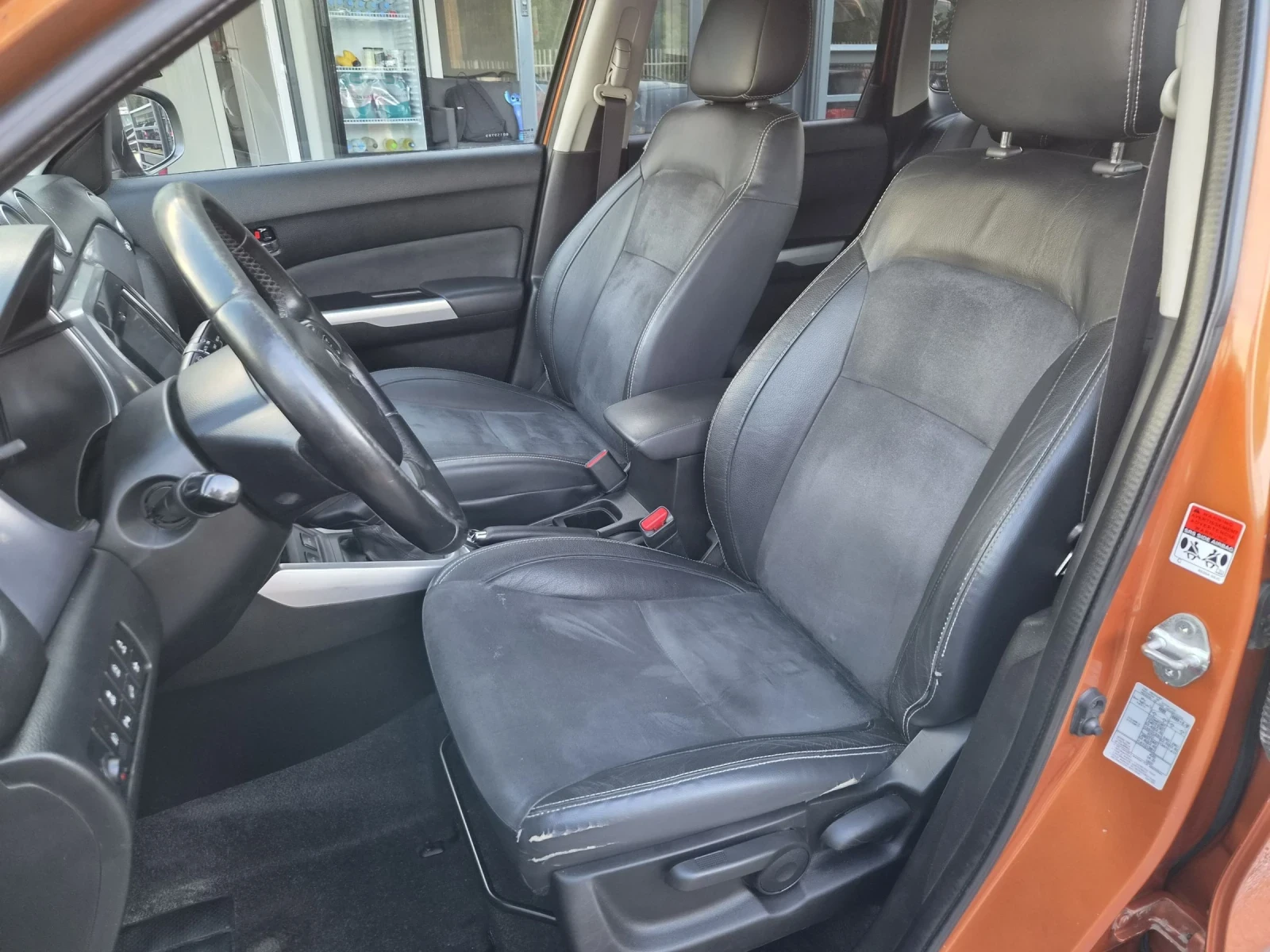 Suzuki Vitara 1.6DDiS 4X4 EURO6 , снимка 7 - Автомобили и джипове - 55304690