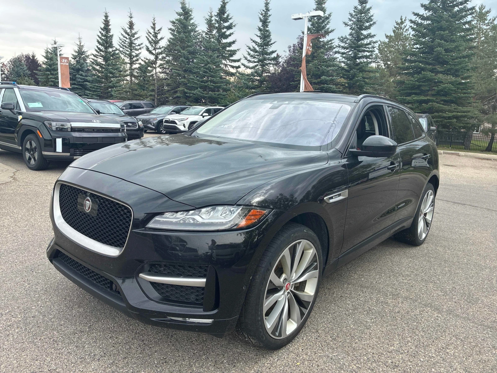 Jaguar F-PACE * R Sport * CARFAX * ОПЦИЯ ЗА ФИНАНСИРАНЕ