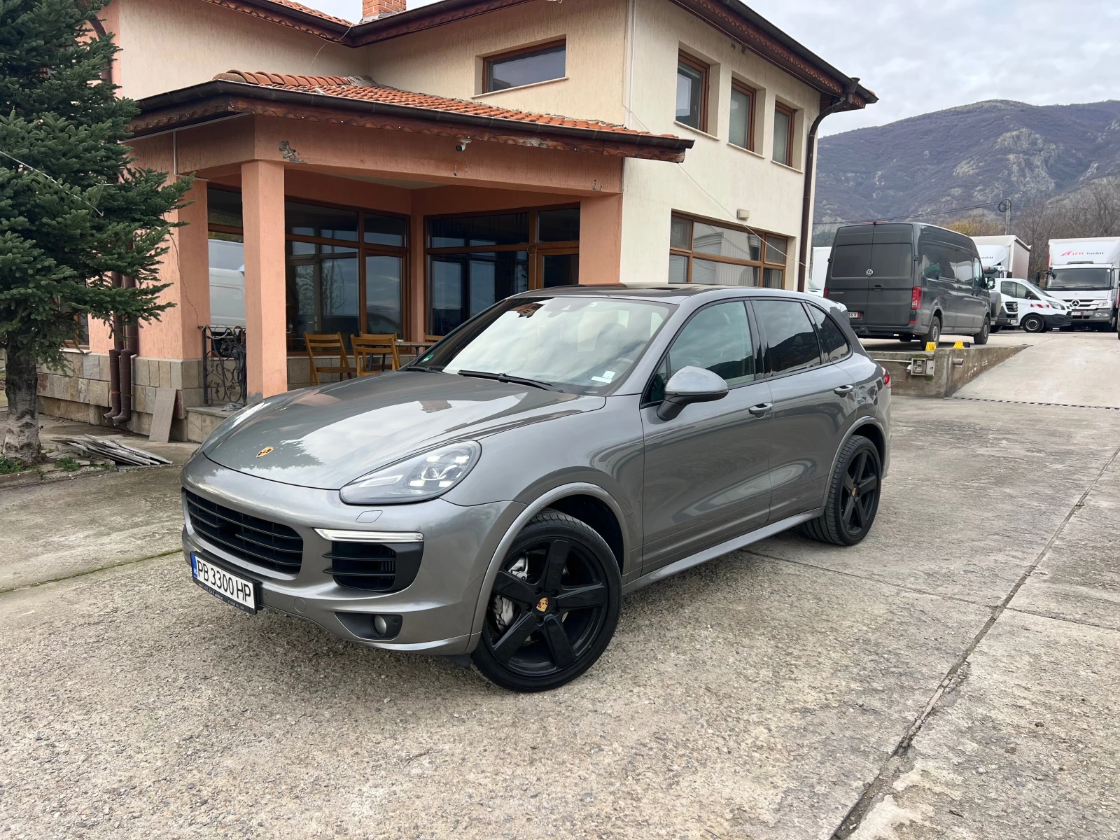Porsche Cayenne S 4.2TDI , FACELIFT 2017 , FULL , снимка 9 - Автомобили и джипове - 56231817