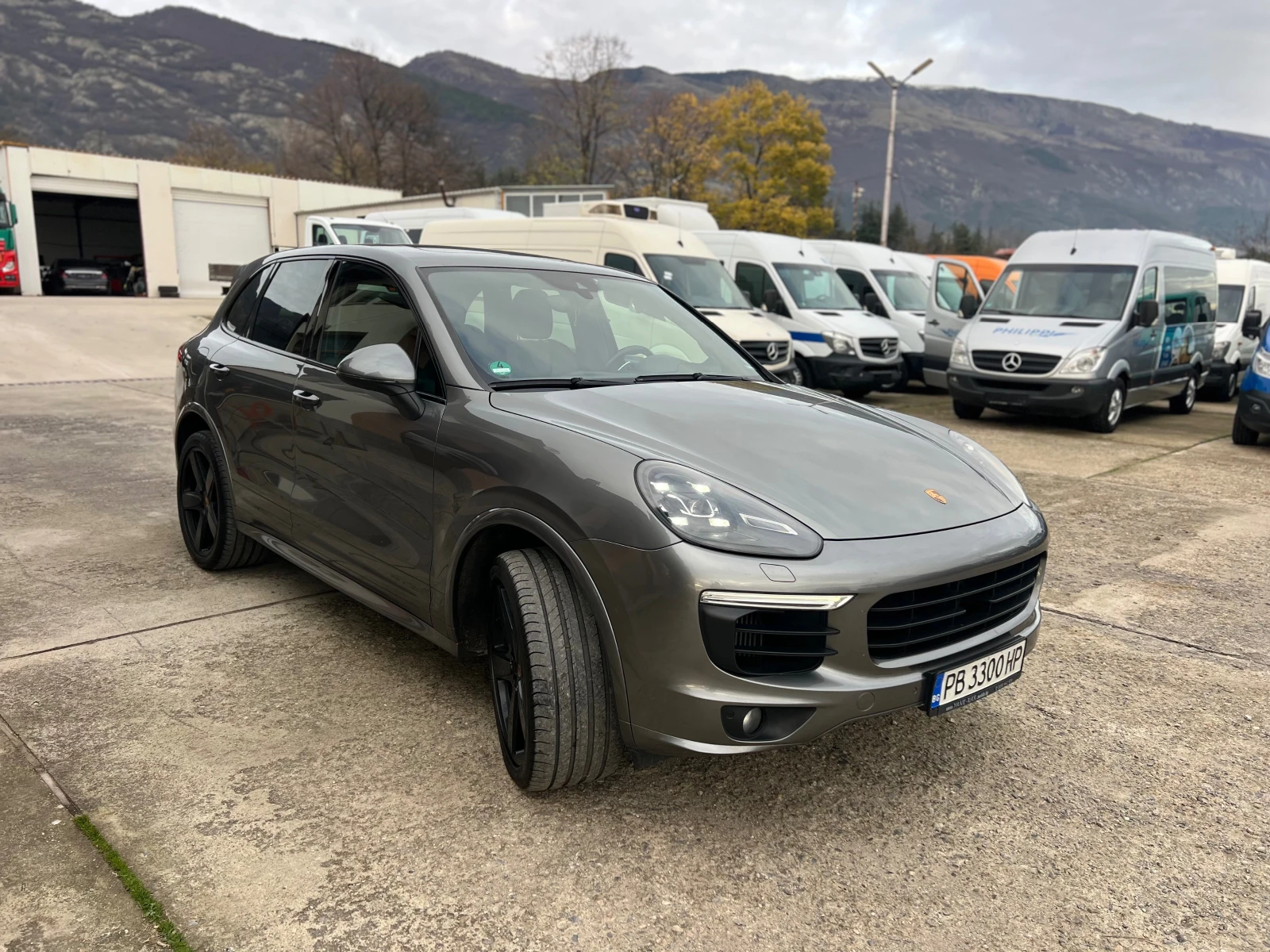 Porsche Cayenne S 4.2TDI , FACELIFT 2017 , FULL , снимка 3 - Автомобили и джипове - 56231817