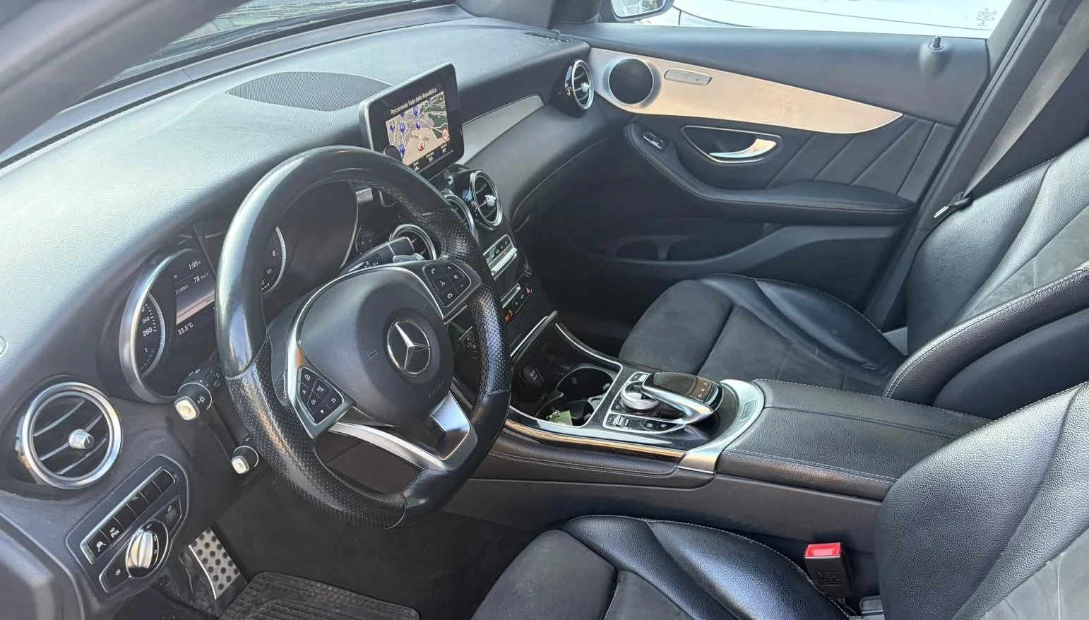 Mercedes-Benz GLC 220 CDI* 4MATIC* �������* LINEASS* PANO* LED | Mobile.bg � ����������� 4