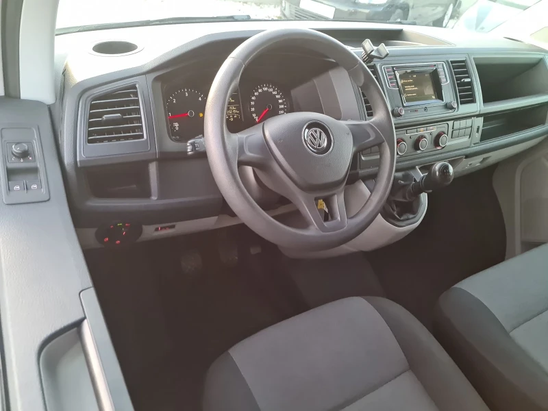 VW Transporter 2.0 TDI / мултимедия / теглич , снимка 10 - Бусове и автобуси - 52581376
